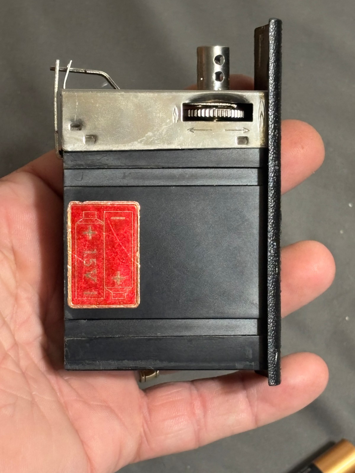 Vintage IM CORONA Smokers Hand Book HIDDEN LIGHTER Butane NO RETURNS NO RETURNS