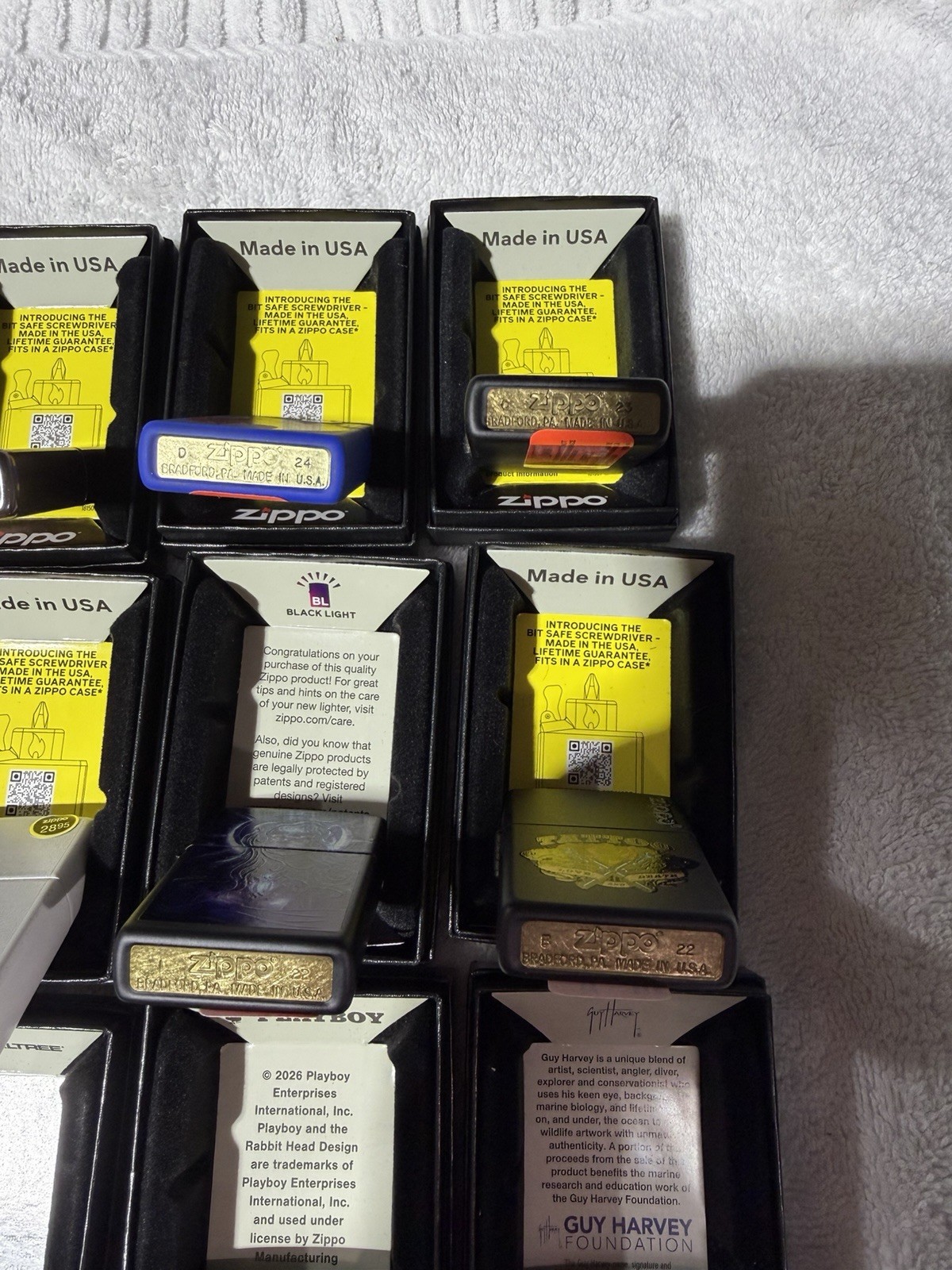 Lot Of 20 Zippo Lighter Collection Playboy Kiss Guy Harvey Brass NEW