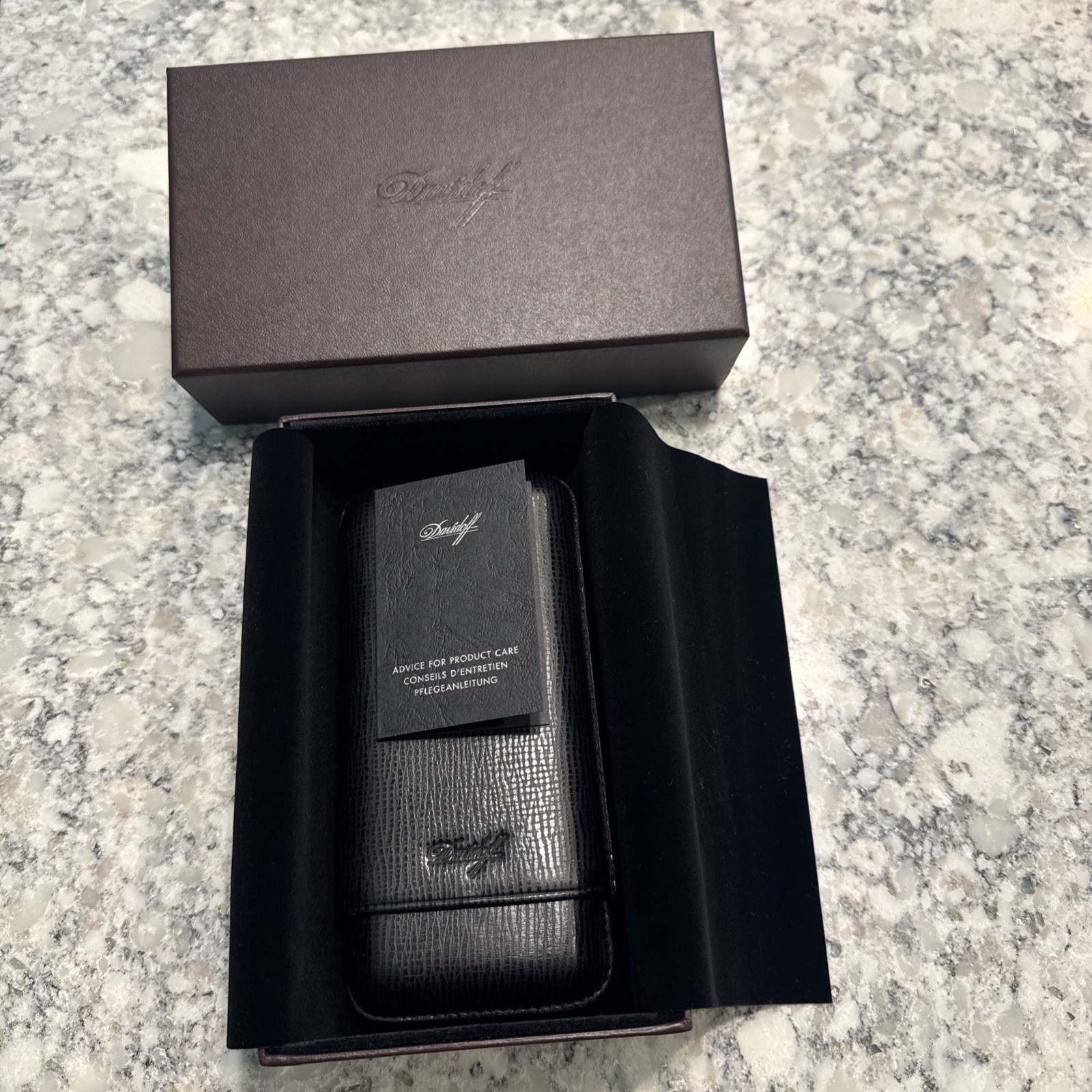 Davidoff Black Leather Travel Triple Cigar Case Holder
