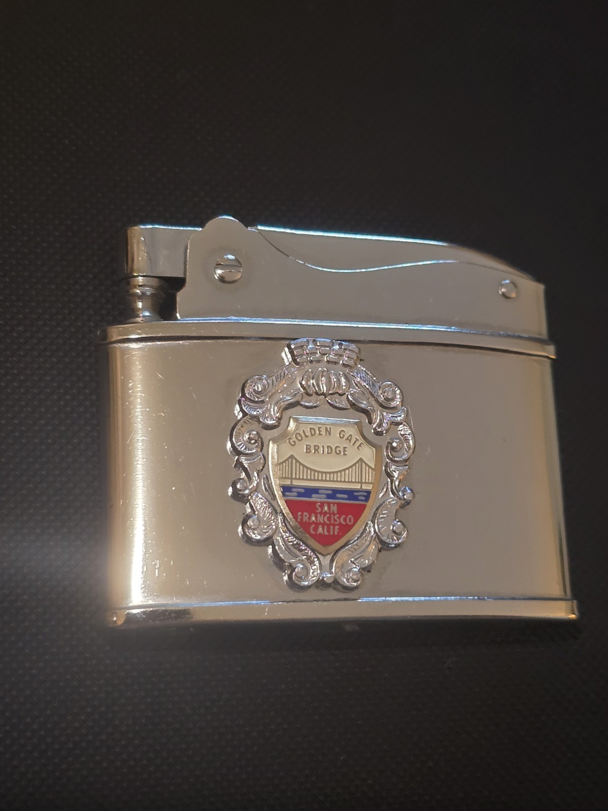 Vintage Hadson Lighter – Golden Gate Bridge Crest