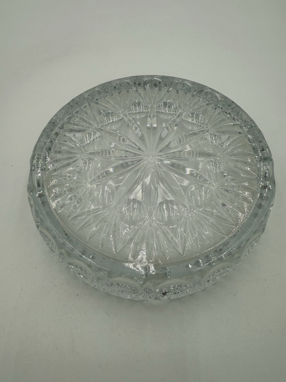 VTG MCM Crystal Glass Sunburst Heavy Ashtray Round 6″ Diameter Princess House