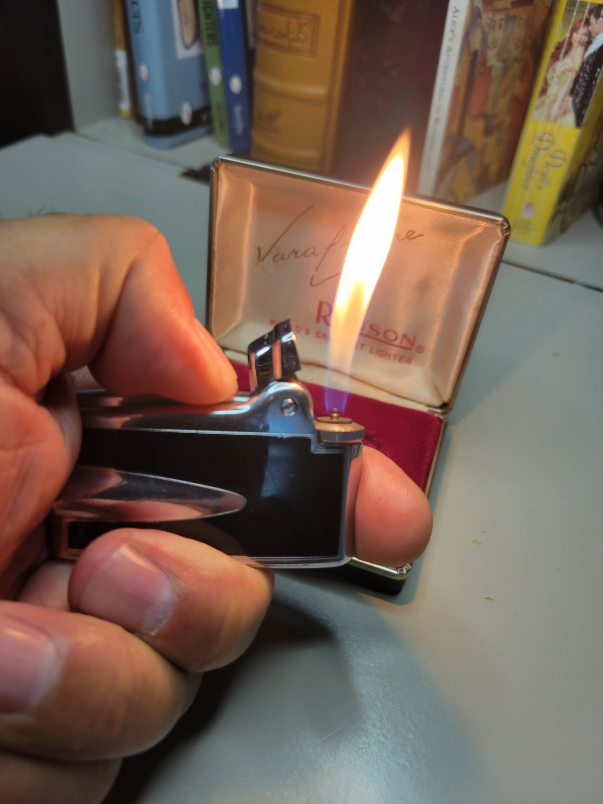 Vintage Ronson Varaflam Premier LIghter Original Box (WORKING)