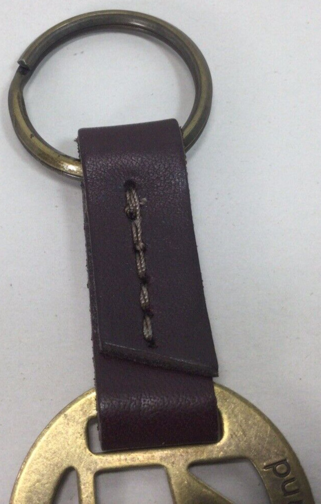 MARLBORO Brand Solid Brass And Leather Keychain 1989 VINTAGE NICE Fast Free Ship