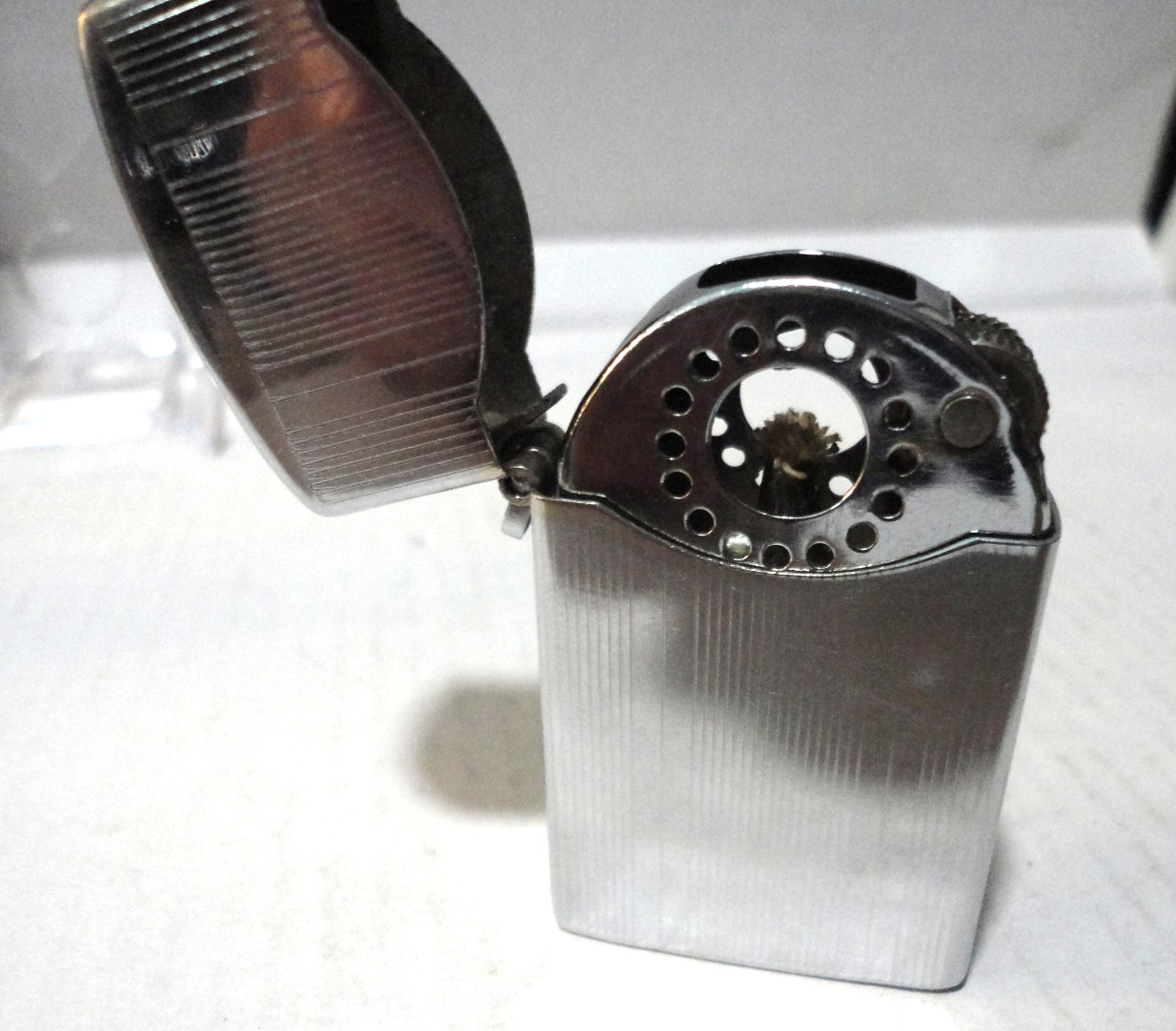 C1950 BROTHER PIPE FRAME US CIGARS POCKET LIGHTER RARE .MADE IN US