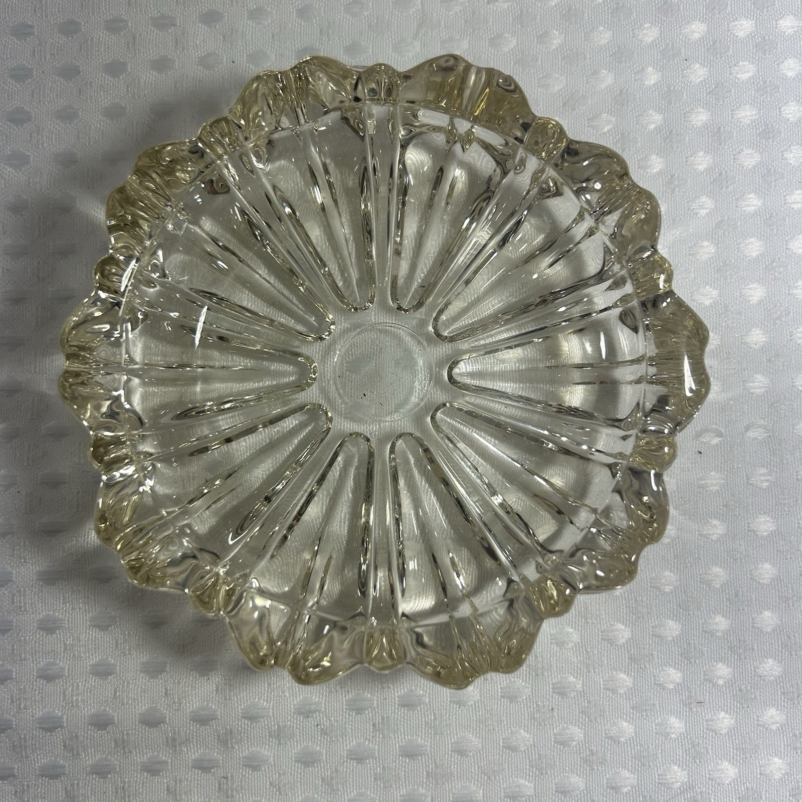 Vintage Clear Glass Flower Ashtray Daisy Floral Scalloped Trinket Dish