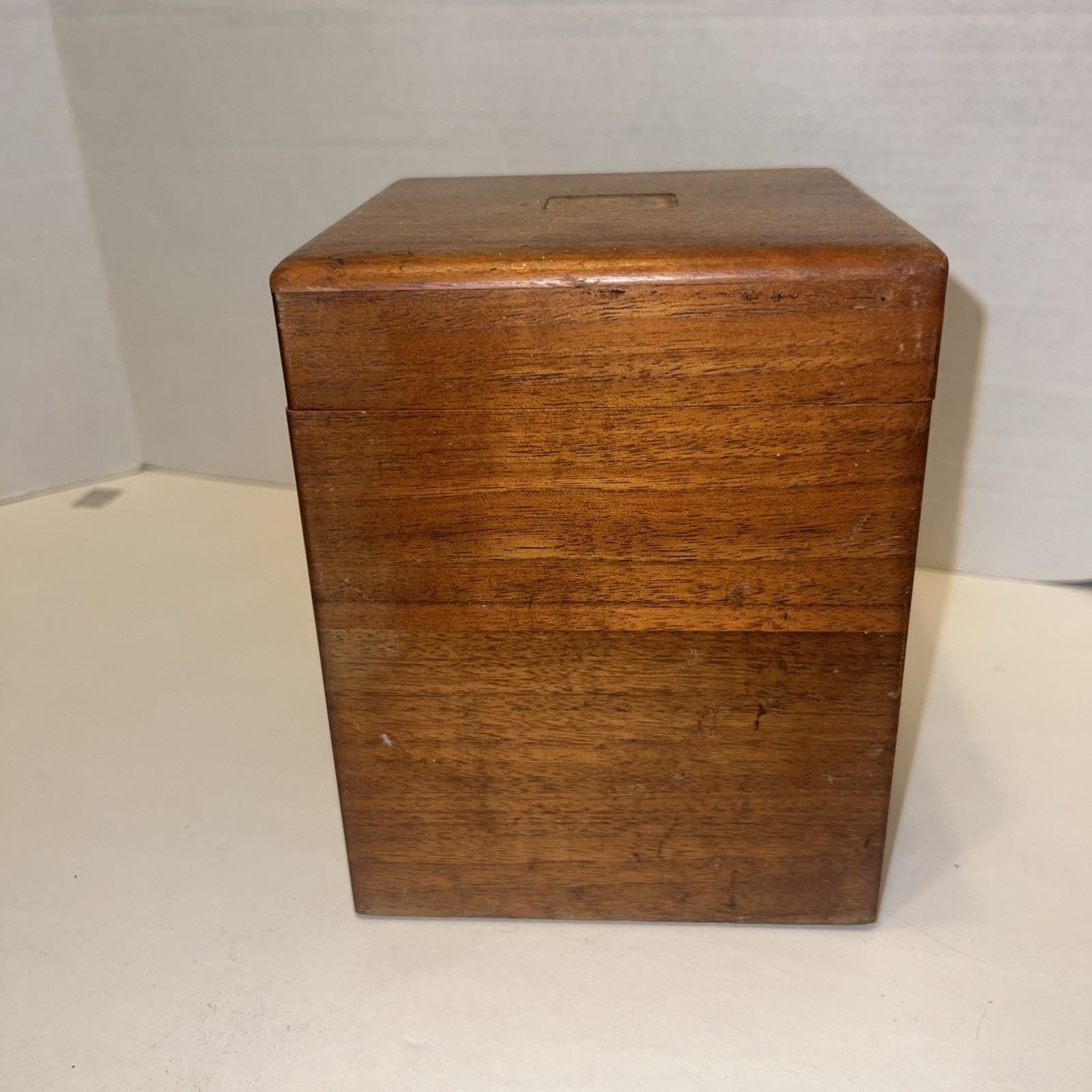 Vintage Decatur Industries Walnut Deco Cigar Humidor Box￼