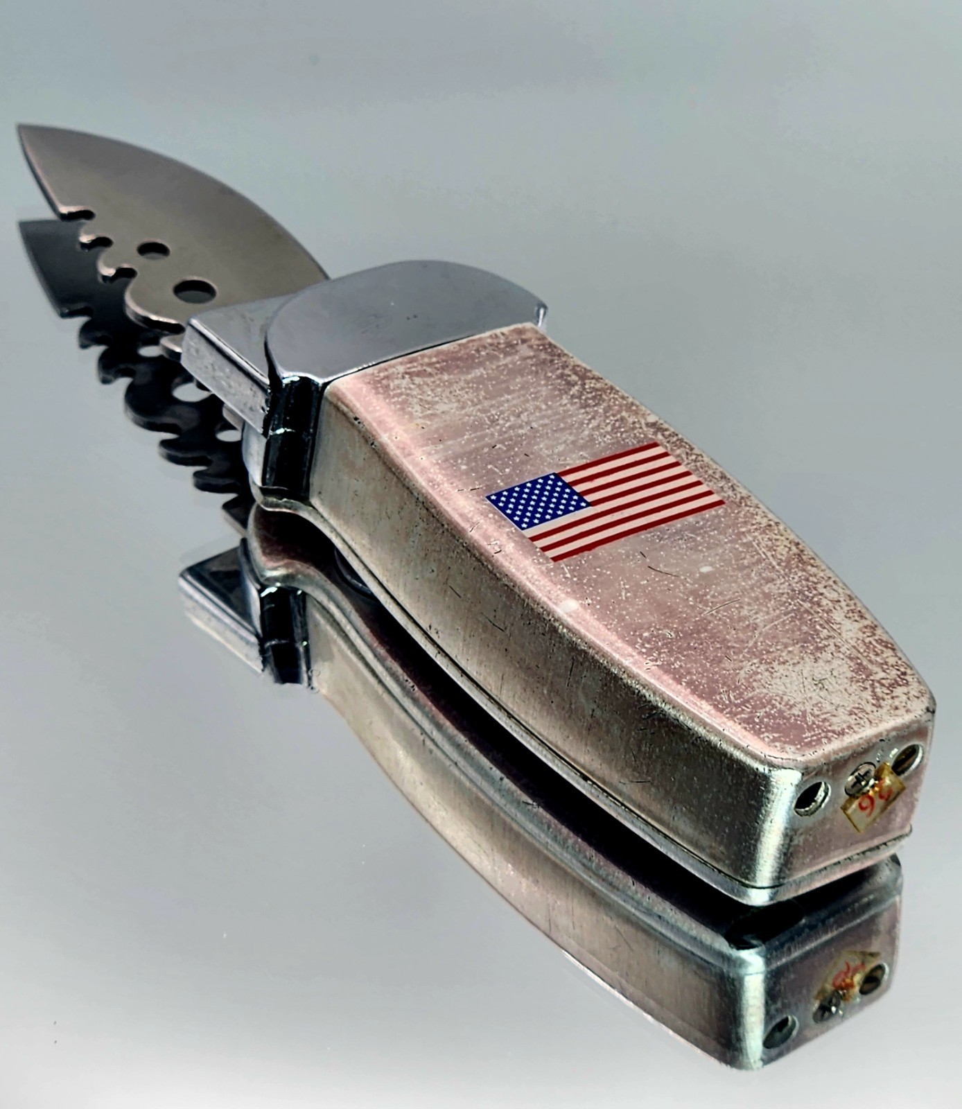 Vintage Butane Lighter Skull Head Unique USA Flag Lighter Knife Collectible