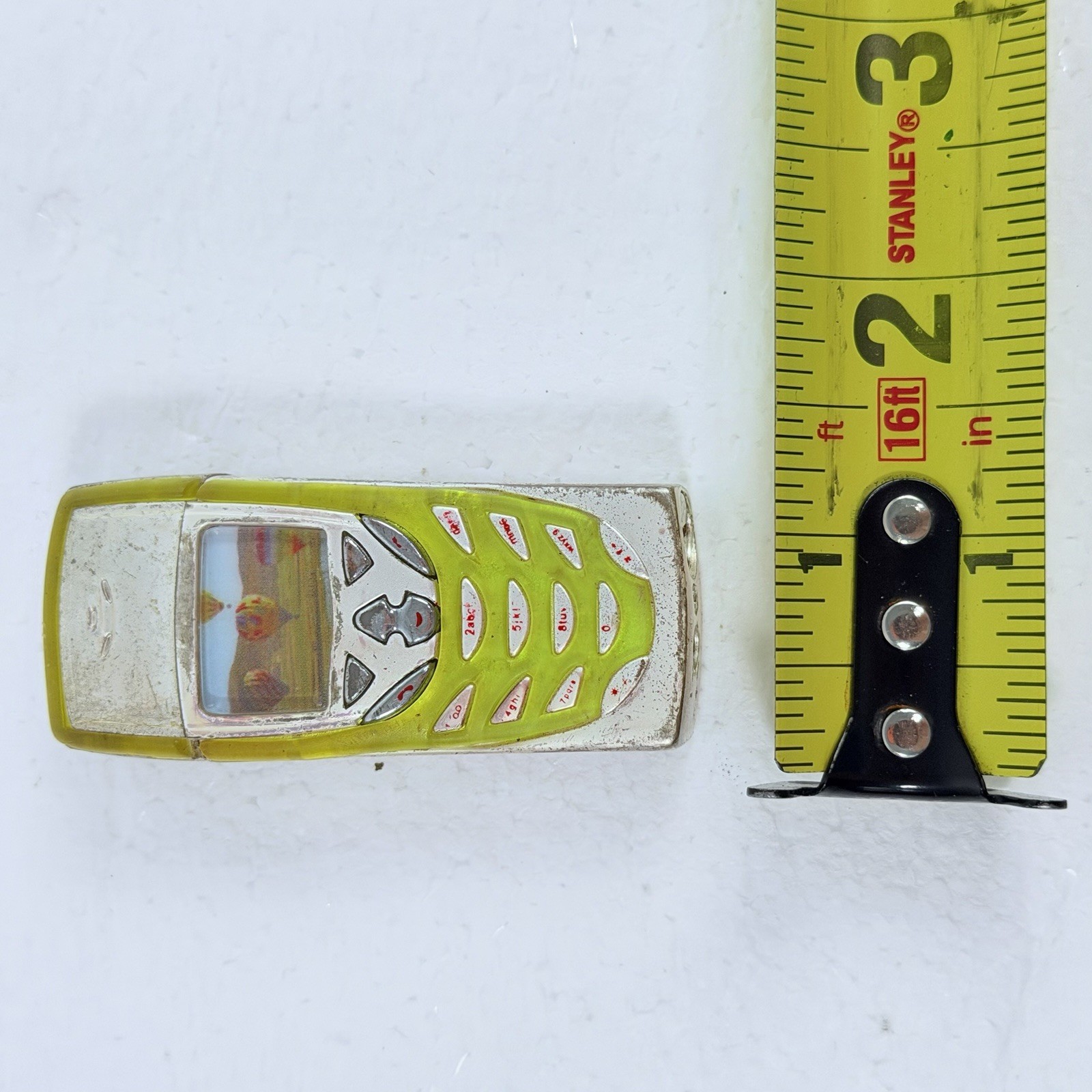 Vintage 2003 Nokia Style Cell Phone Butane Lighter Novelty Inc Y2K Yellow Retro