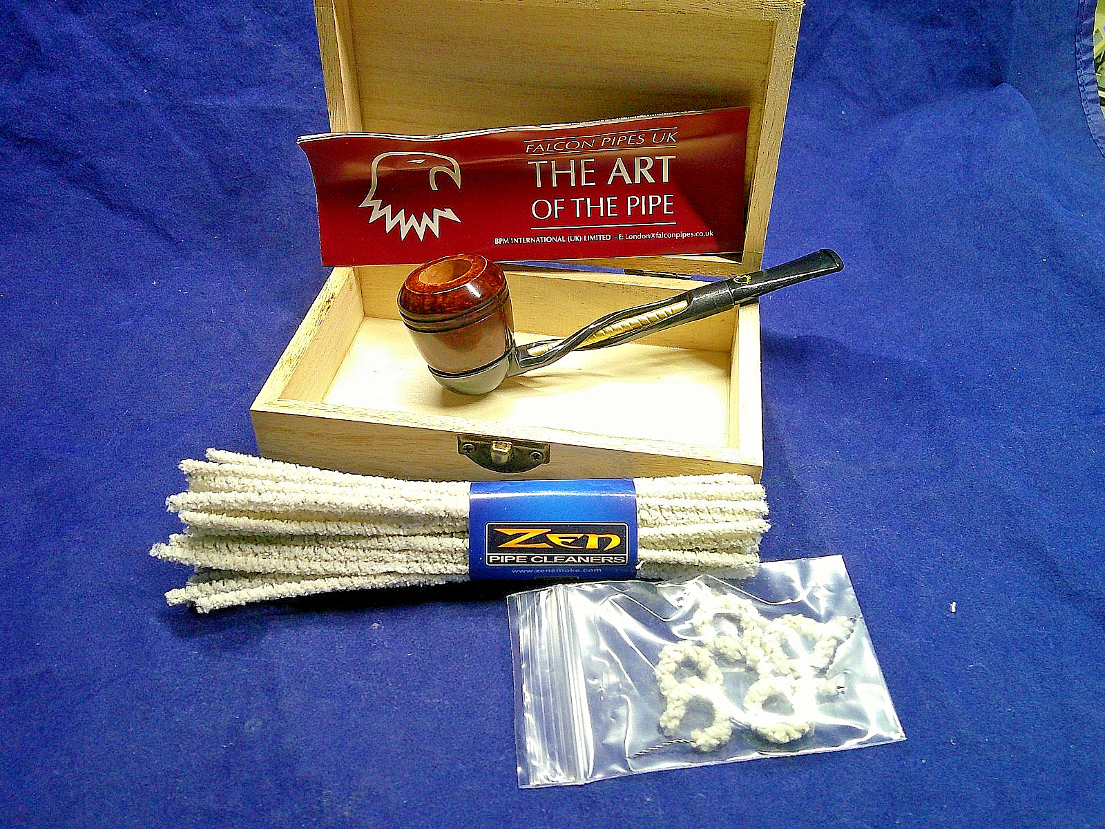 ✔️NEW FALCON PIPE SMOOTH BRIAR BULLDOG BOWL #AN 11 GOLD SHILLELAGH STEM BOX -G2