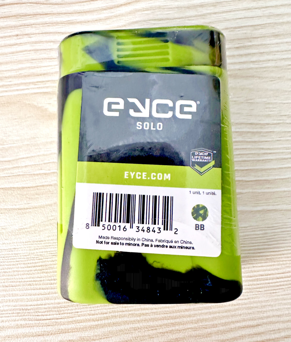 EYCE Solo – Silicone One-Hitter with Storage & Poker – Portable, Durable!