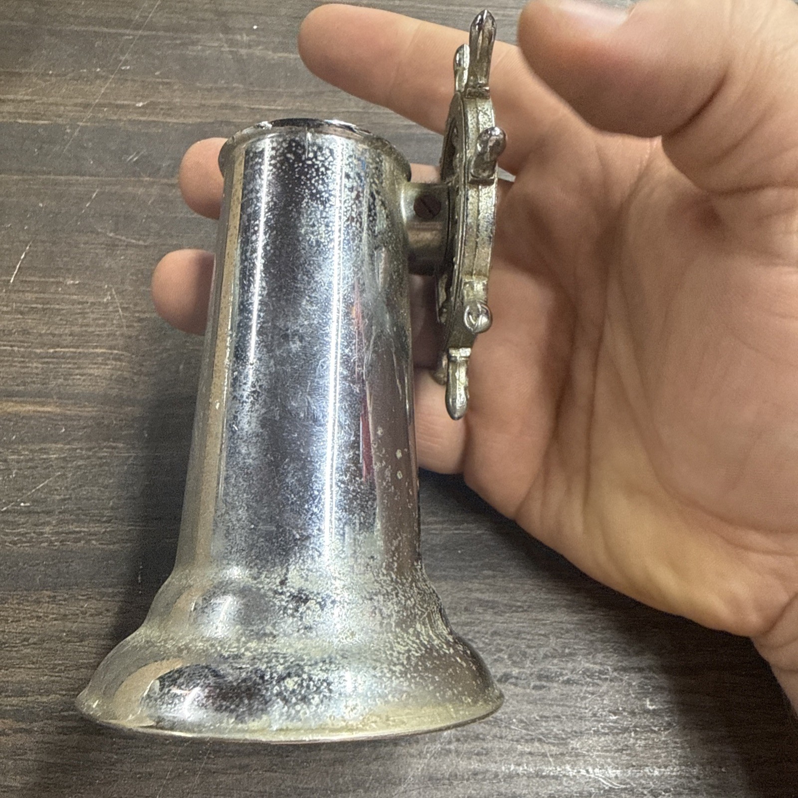 Vintage 1940s Hamilton Ship Wheel Chrome Table Cigarette Lighter Fliptop