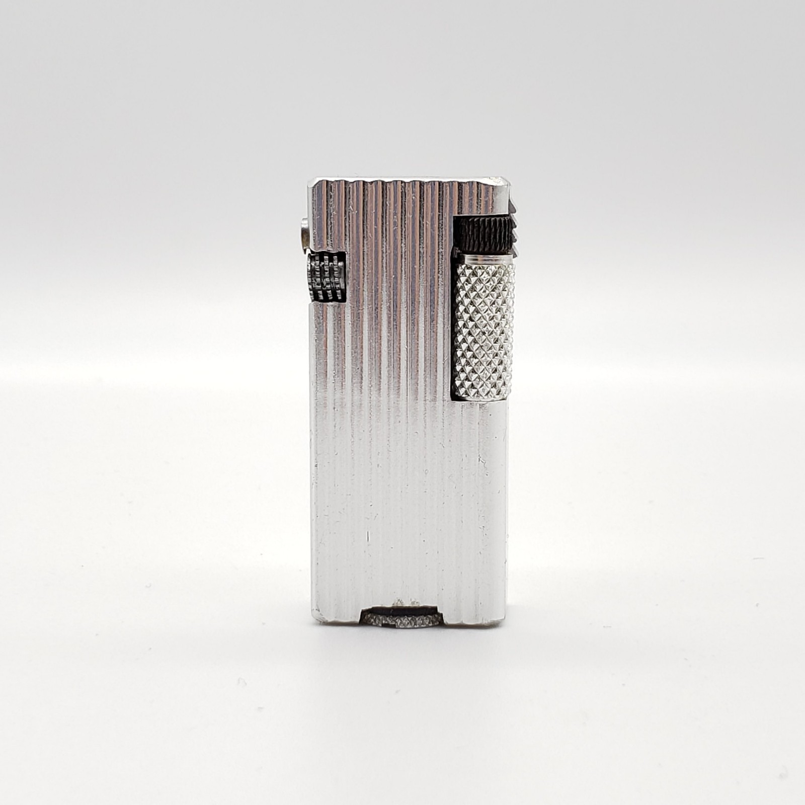 Vintage Cygnus Mini Ribbed Petrol Roller Lighter – Japan 1950s