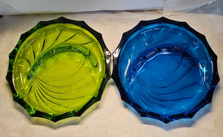 MCM Vintage Large 7″ dia. Green and Blue Viking Glass Company Ashtrays
