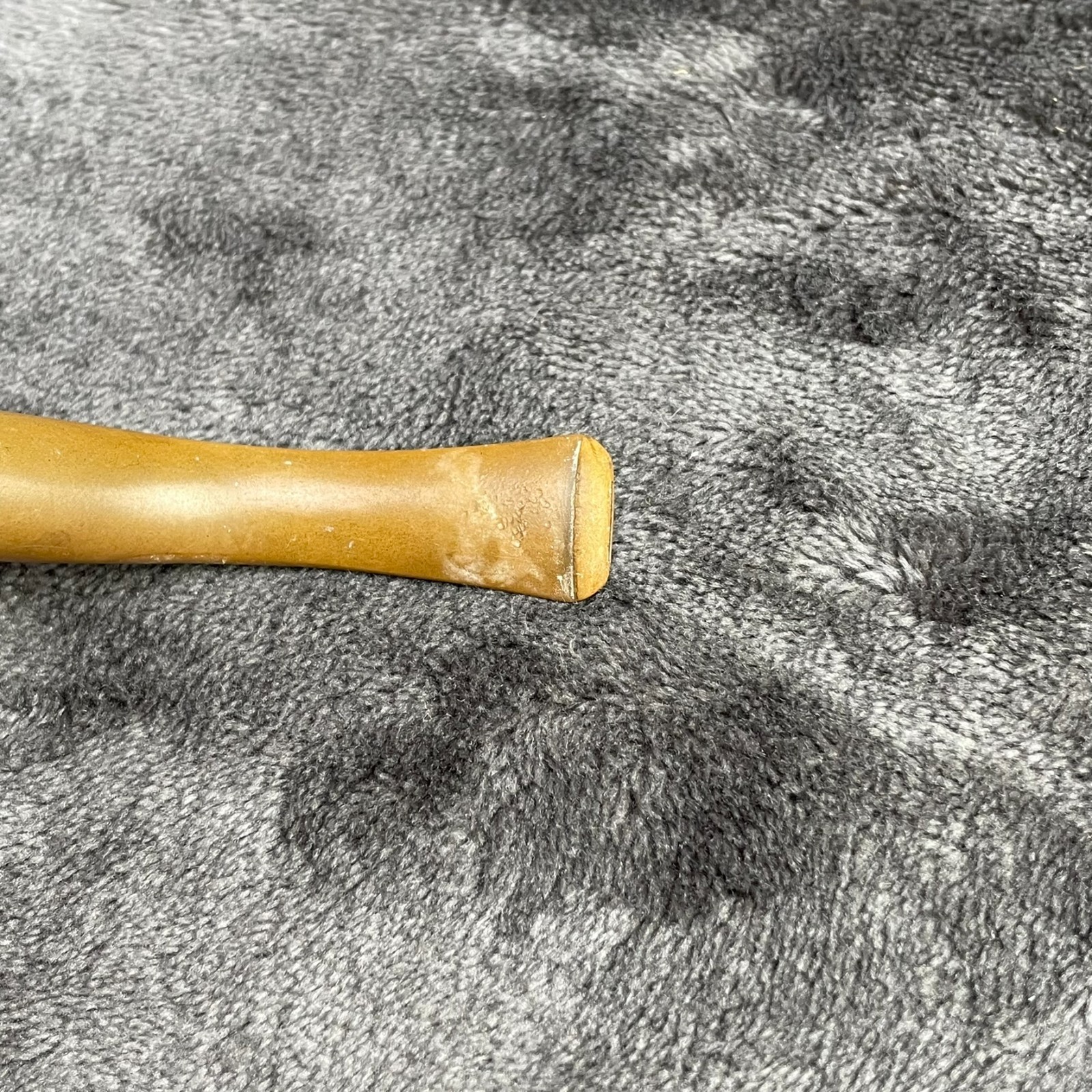 London Squire English Pipe Hand Carved Scale Pinecone Briar Wood