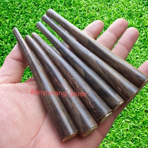 12cm fragrant agarwood pipe, genuine agarwood pipe, super genuine agarwood pipe