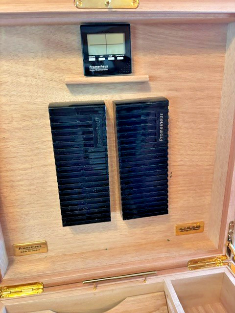 Arturo Fuente Opus X Cigar Box Humidor / OpusX BIG B Humidor