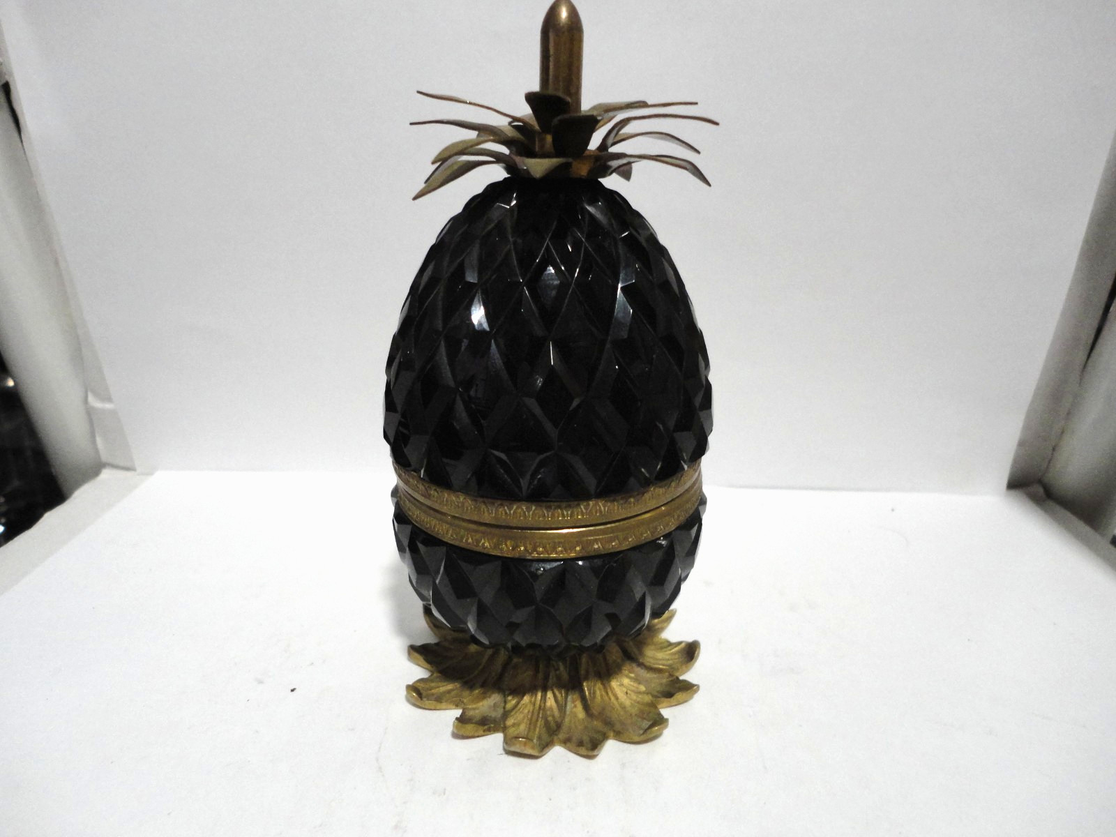 c1955 EVANS(USA) PINEAPPLE SHAPE LIGHTER.MADE IN FRANCE RARE.