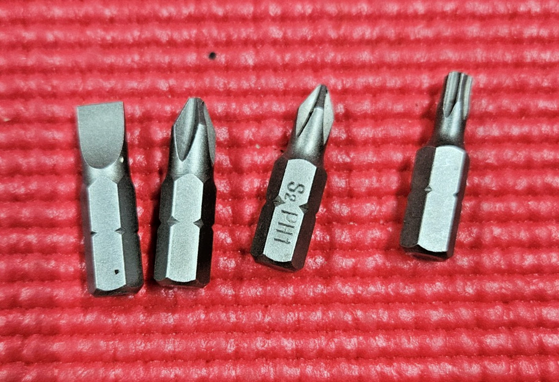 Zippo Magnetic Bit Safe Lighter Insert Holds 4 Bits 65701 New