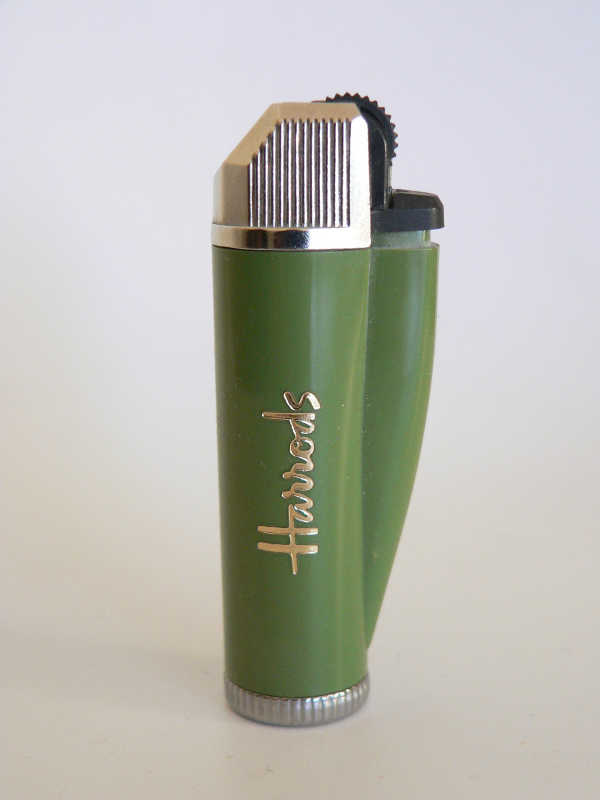 Vintage 1970s Harrods of London branded IMCO HIT-G55-R green cigarette lighter