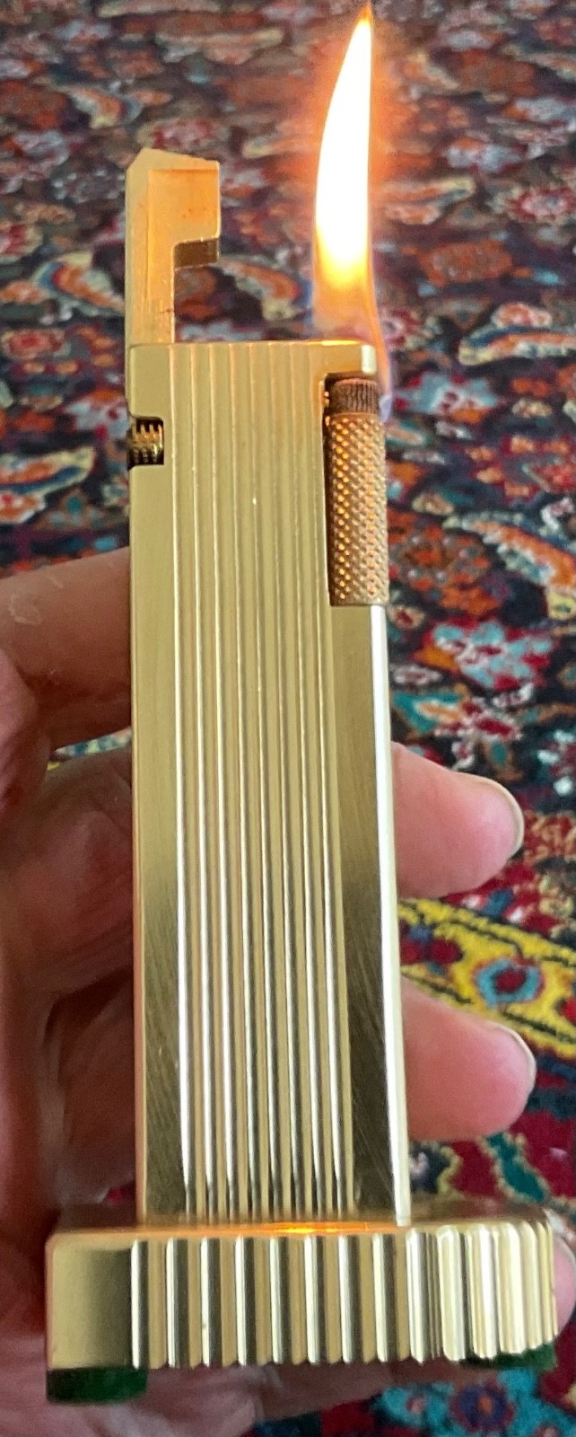 Vintage Clean Golden Cygnus Table Lighter / VG / Works Perfect.