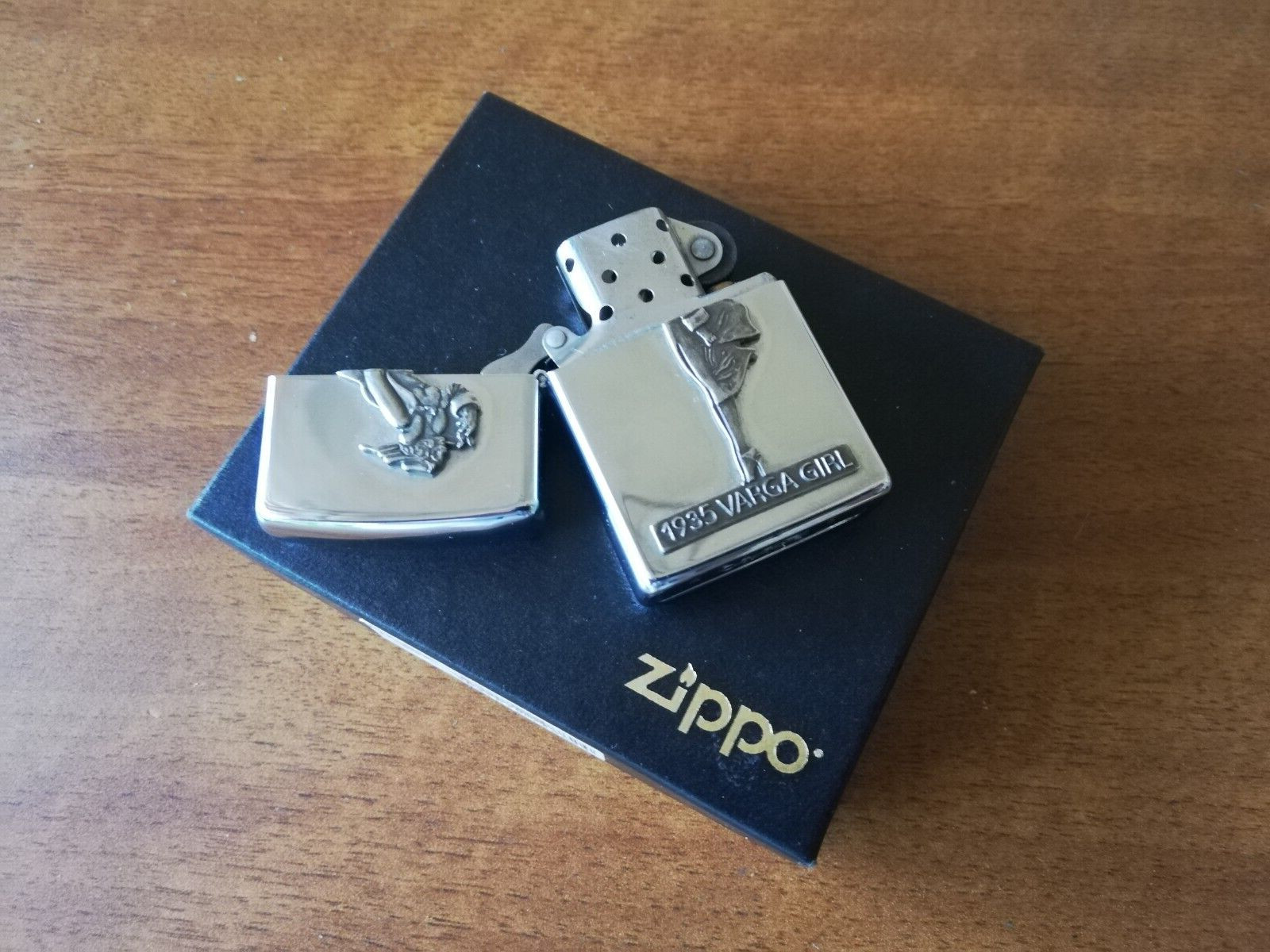 VTG RARE ZIPPO LIGHTER 1935 THE VARGA GIRL WINDY 1993 COTY LIMITED EDITION BOX
