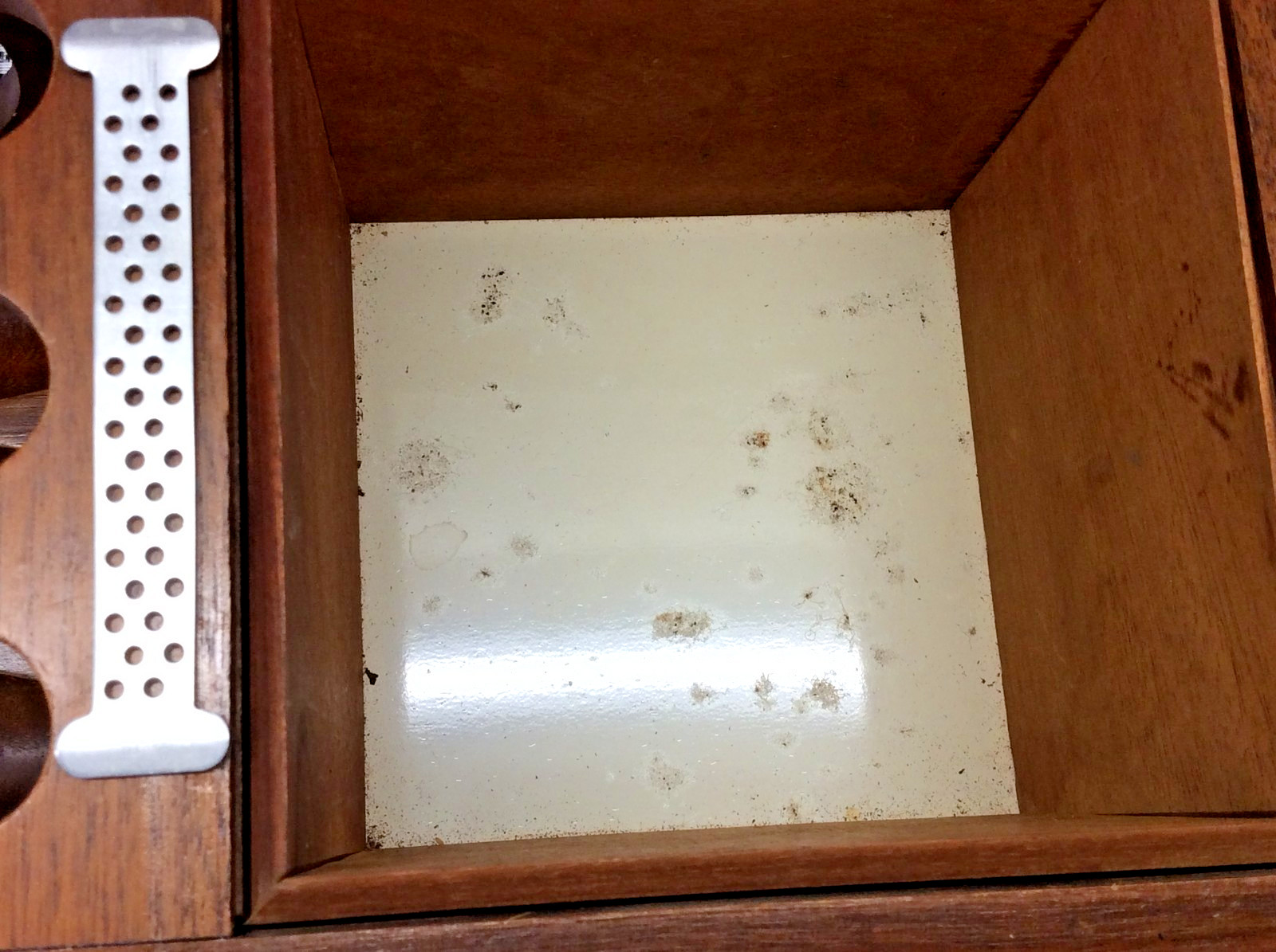 Tobacco Humidor Box & Pipe Stand 6 Slot Holder Genuine American Walnut 1950s MCM