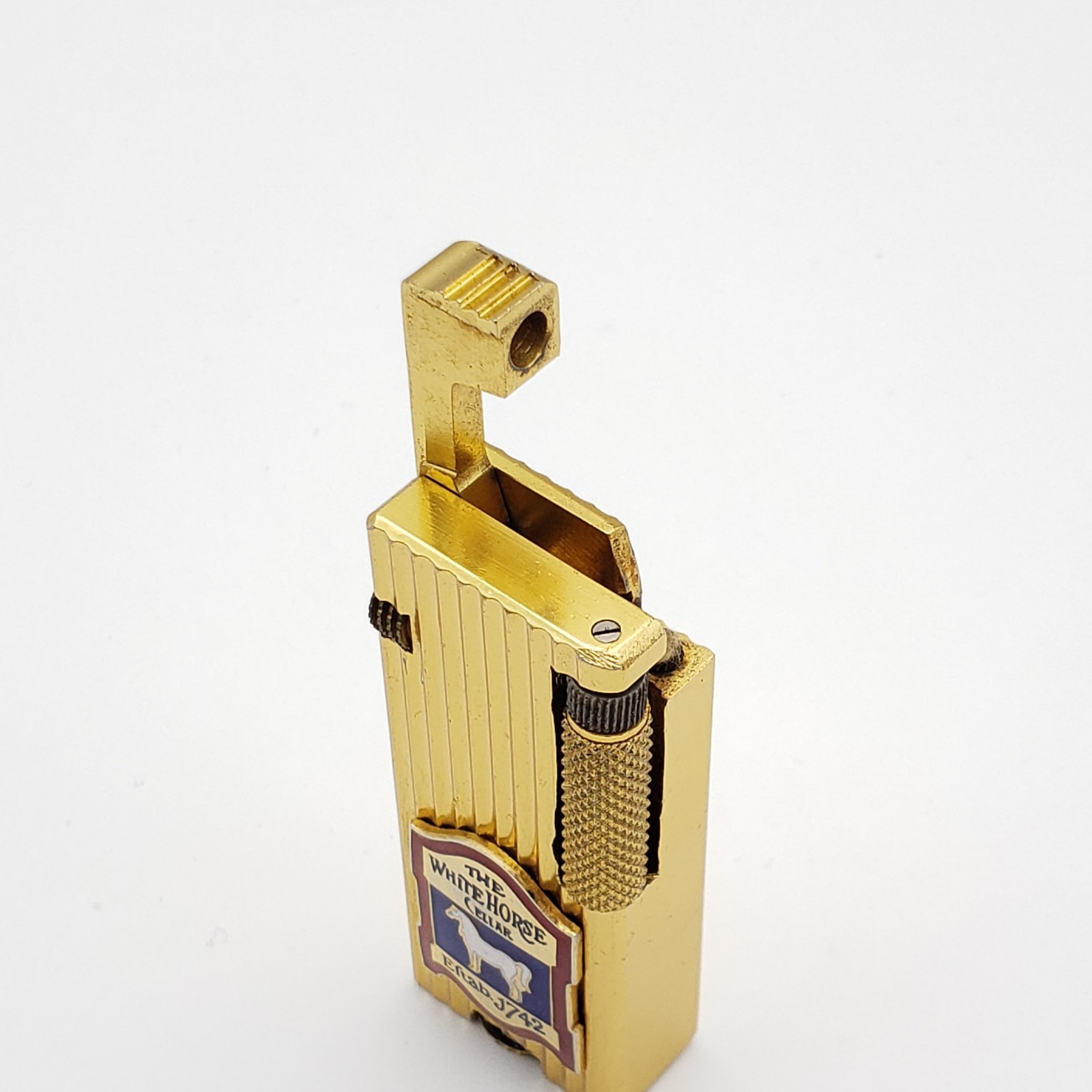 Vintage PENGUIN CYGNUS “White Horse Cellar” Gold-Plated Petrol Lighter – Japan