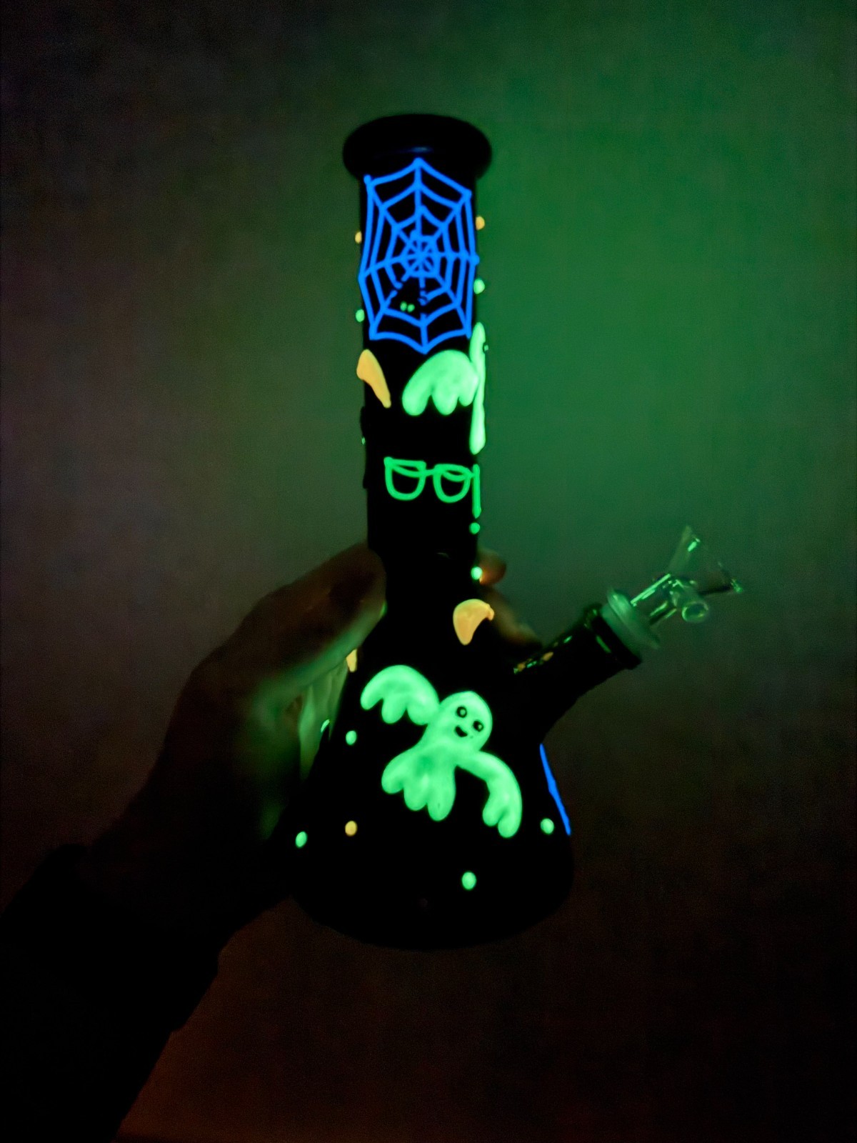 10″ Premium Glass Water Pipe Black Spooky Ghosts Spiders Bats Glowing 14mm