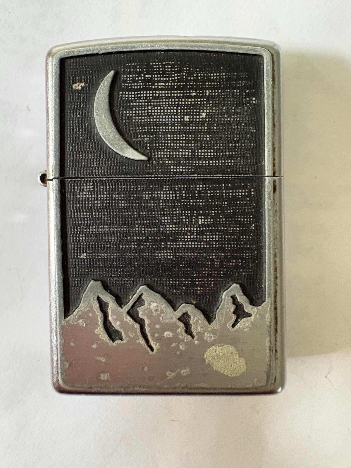 Zippo Bradford, PA Made in U.S.A. Lighter Mountain & Moon Design 2000 Stamp