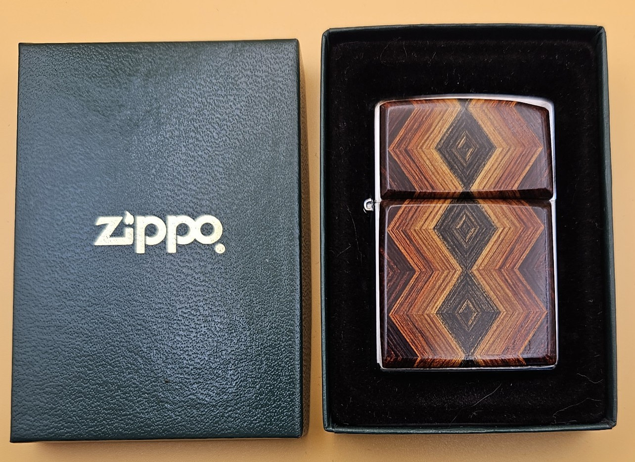 Zippo Lighter 2000 Geometric Art Deco Wood Veneer Plate/Emblem, Brushed Chrome