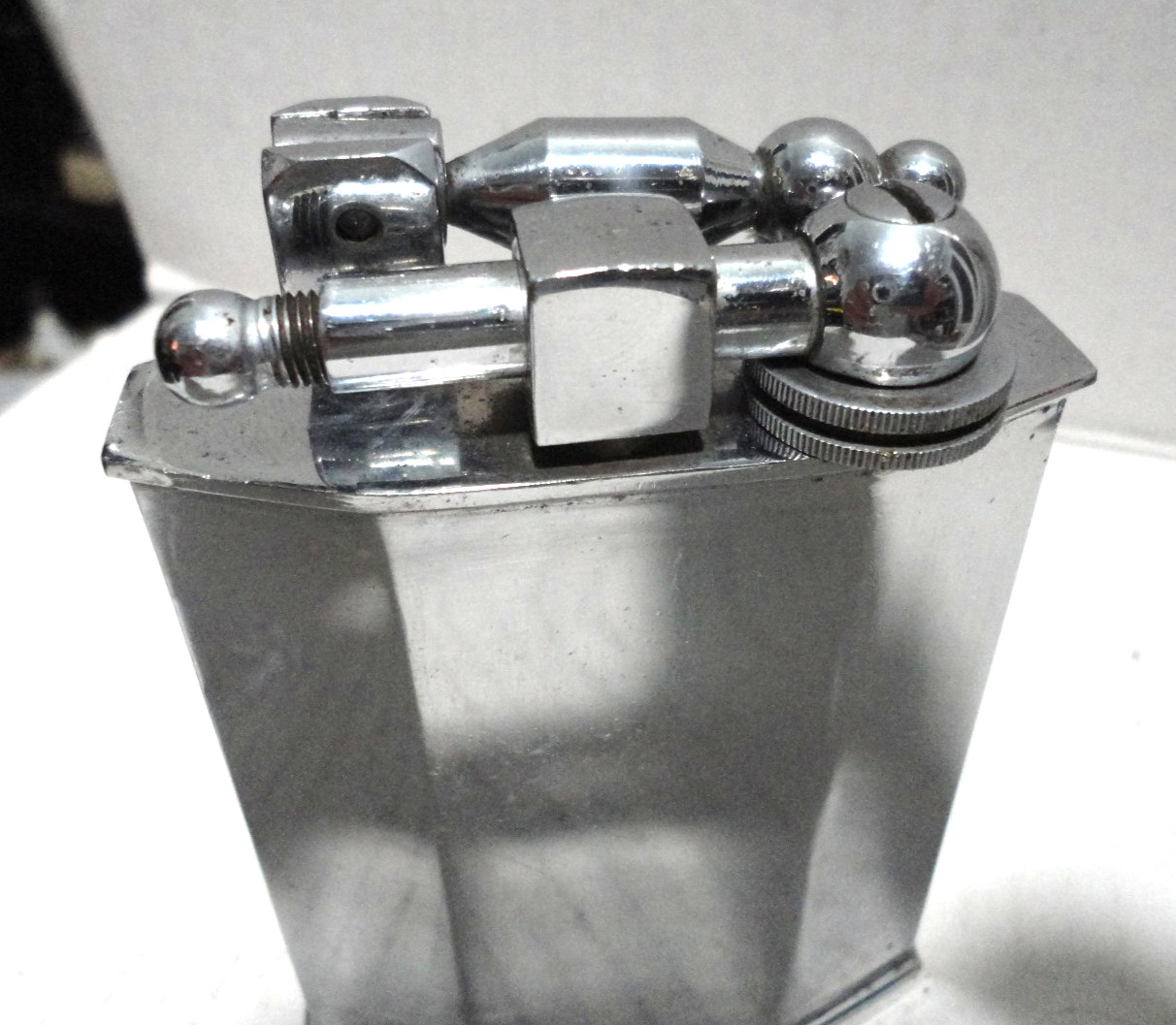C 1930.POLAIRE PARIS 8 PANEL’S TABLE LIGHTER EXTRA RARE MADE IN LIMITED QUANTITY