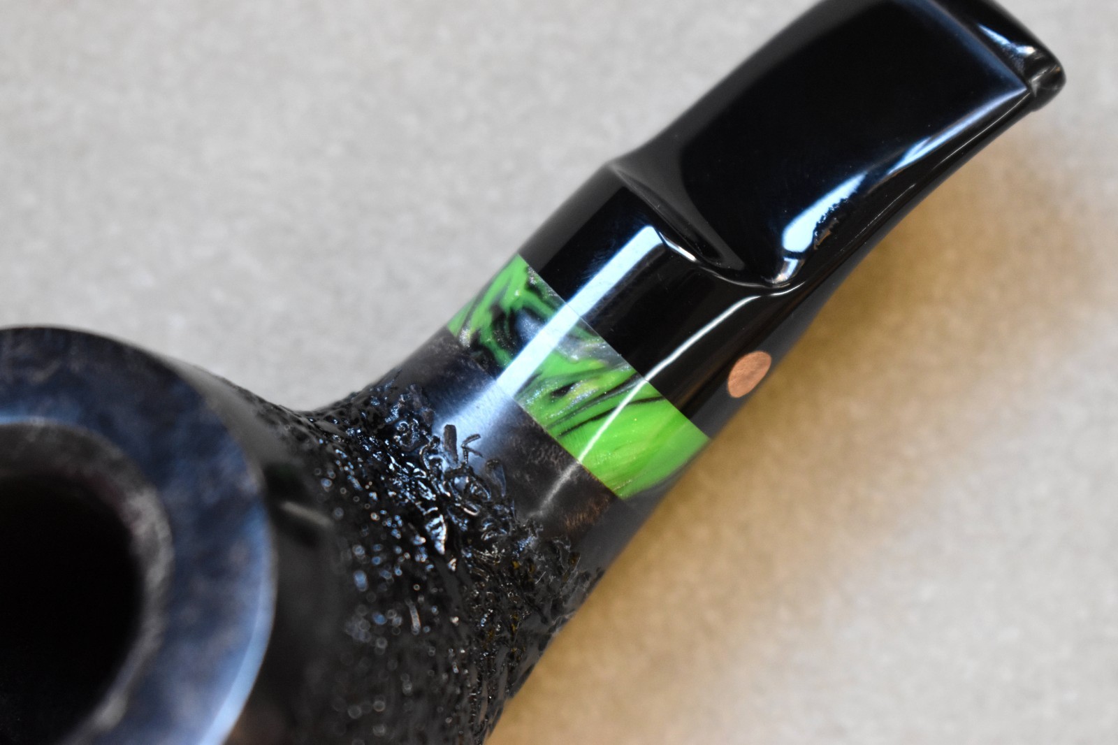 Moretti Pipe Black Rusticated Freehand