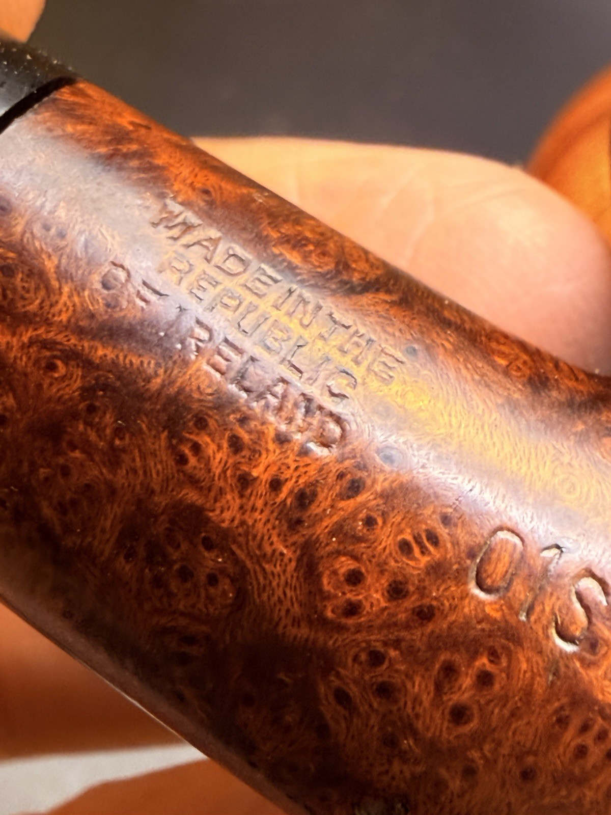 Vintage Peterson Kildare 01s 9mm Bent Billiard Tobacco Pipe