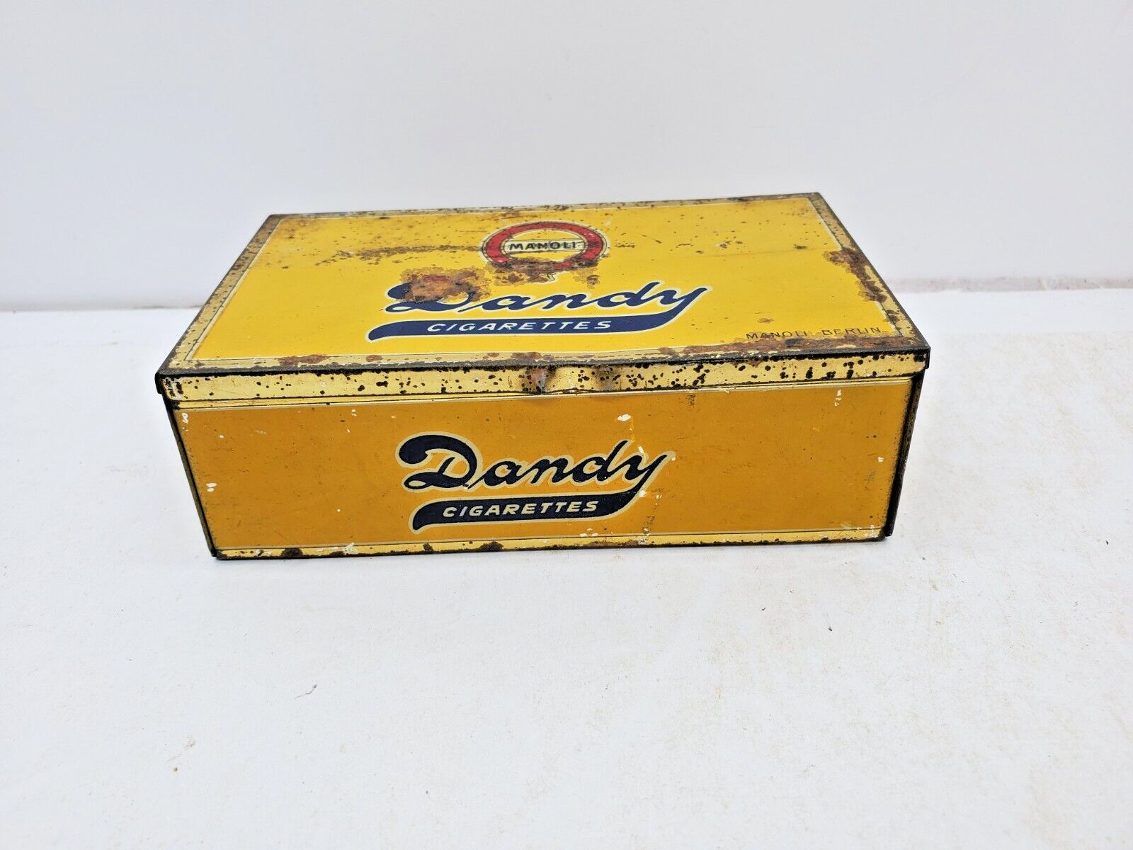 Vintage Manoli DANDY Gold Tipped 100 Cigarette Tobacco Tin – Germany
