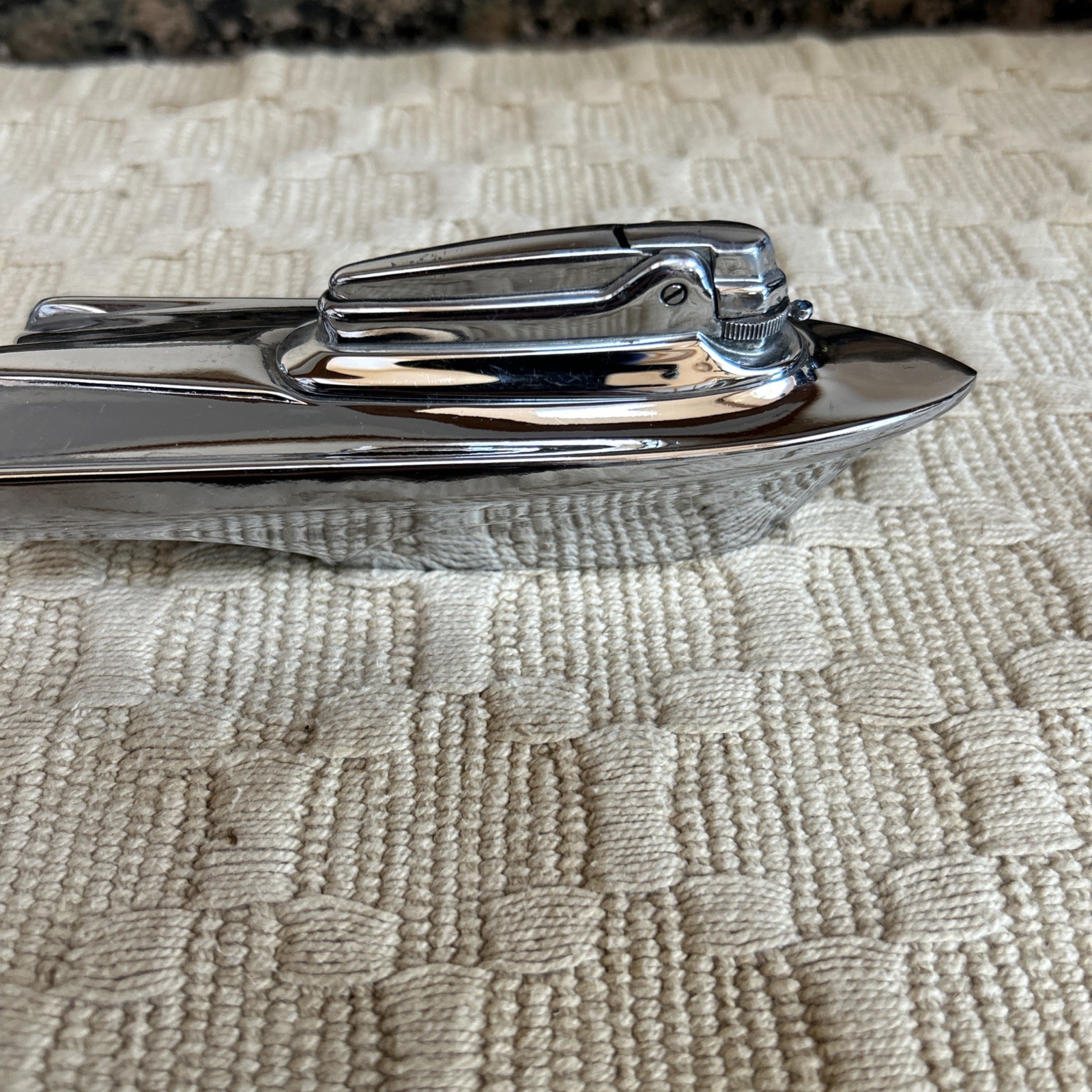 Vintage Ronson Art Deco Futura Varaflame Boat Space Ship Table Lighter