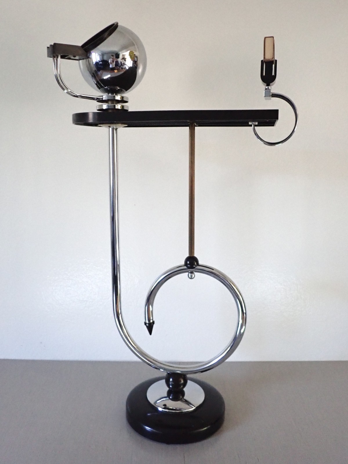 1930s Deco Sleek Streamline Moderne Smoking Table Chrome Bakelite Cigar Stand