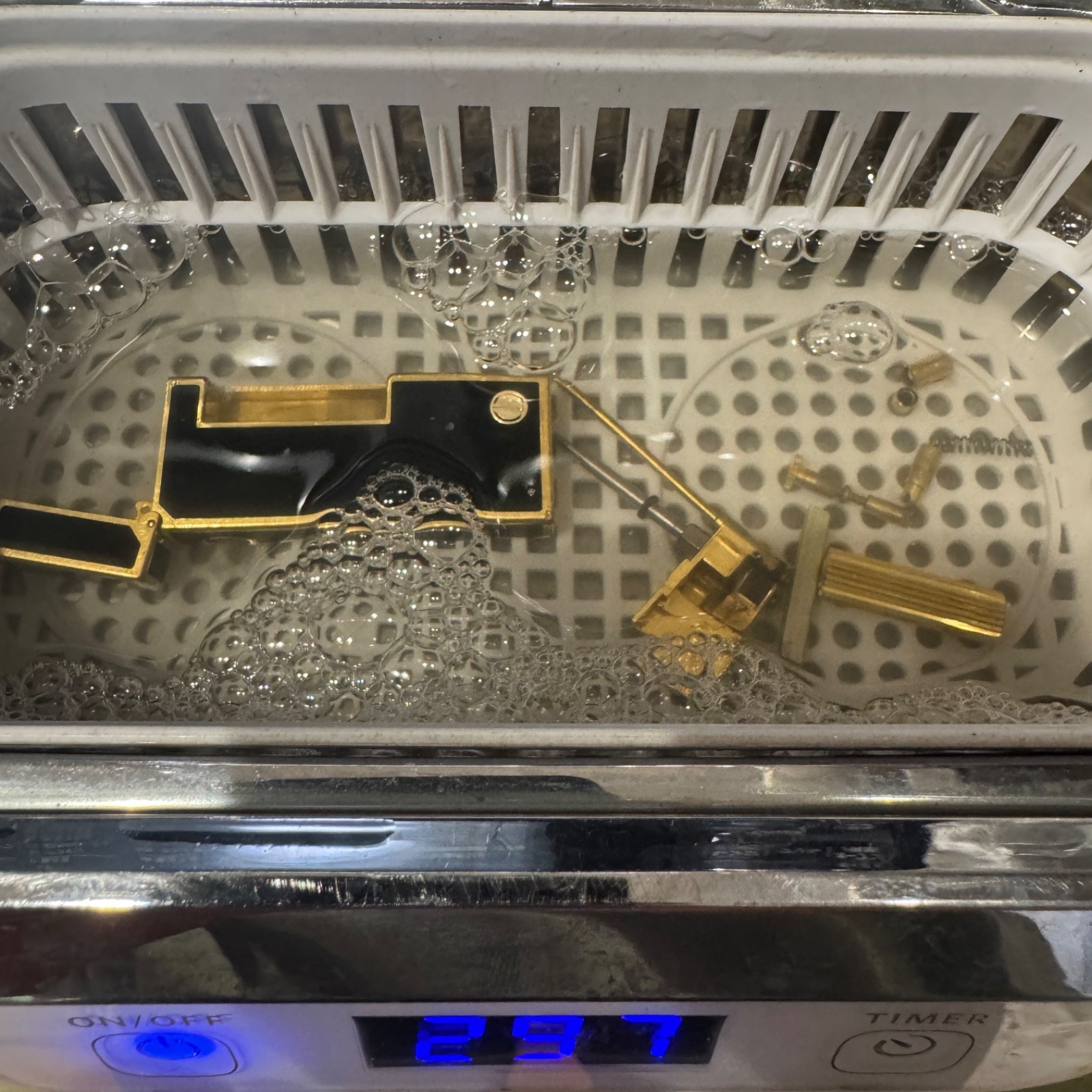 With D Mark Dunhill Lighter Gold/Black_Ultrasonically Cleaned_WORKING_B