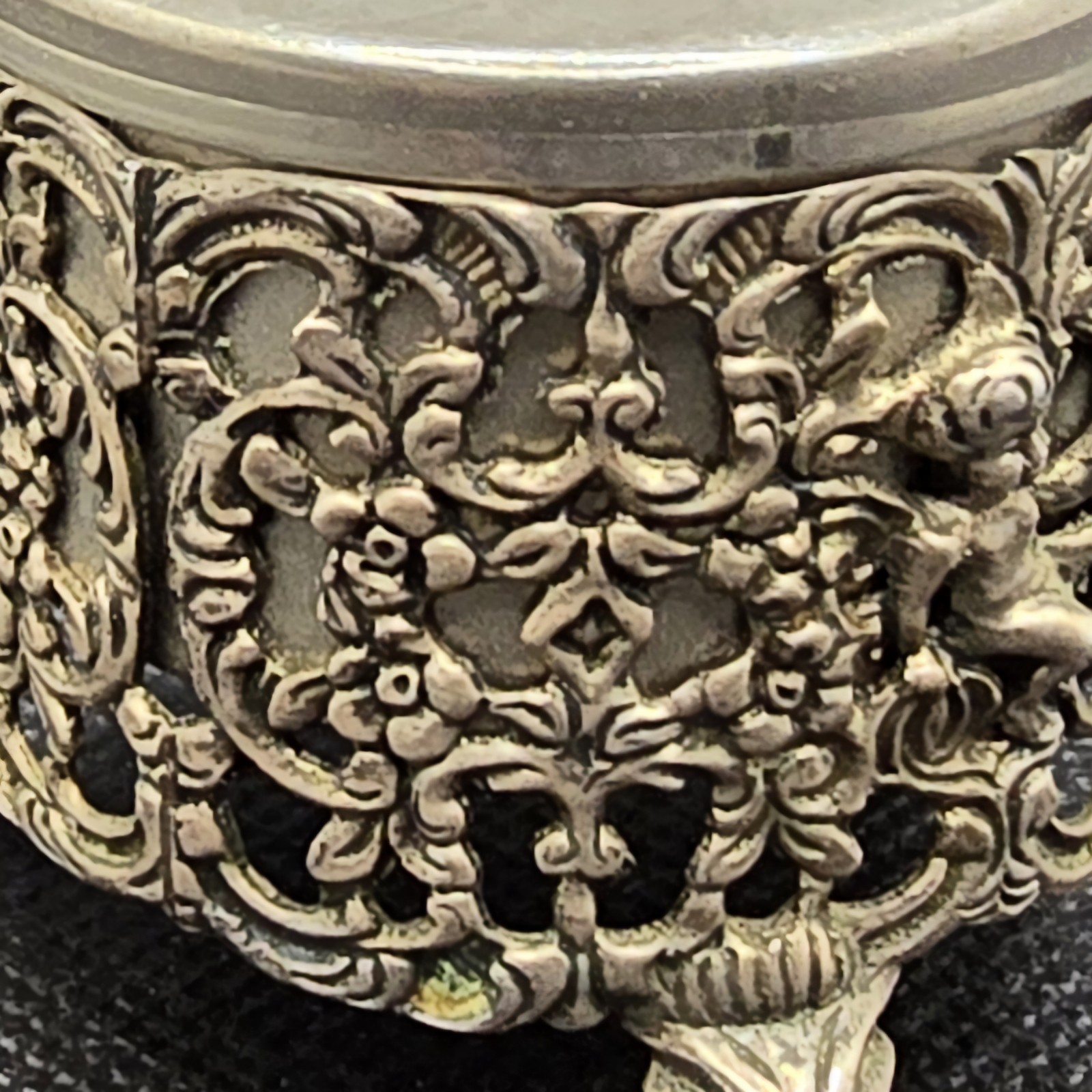 Vintage 1950s Augusta Zunder Table Lighter Albert Bodemer 835 Silver Repousse