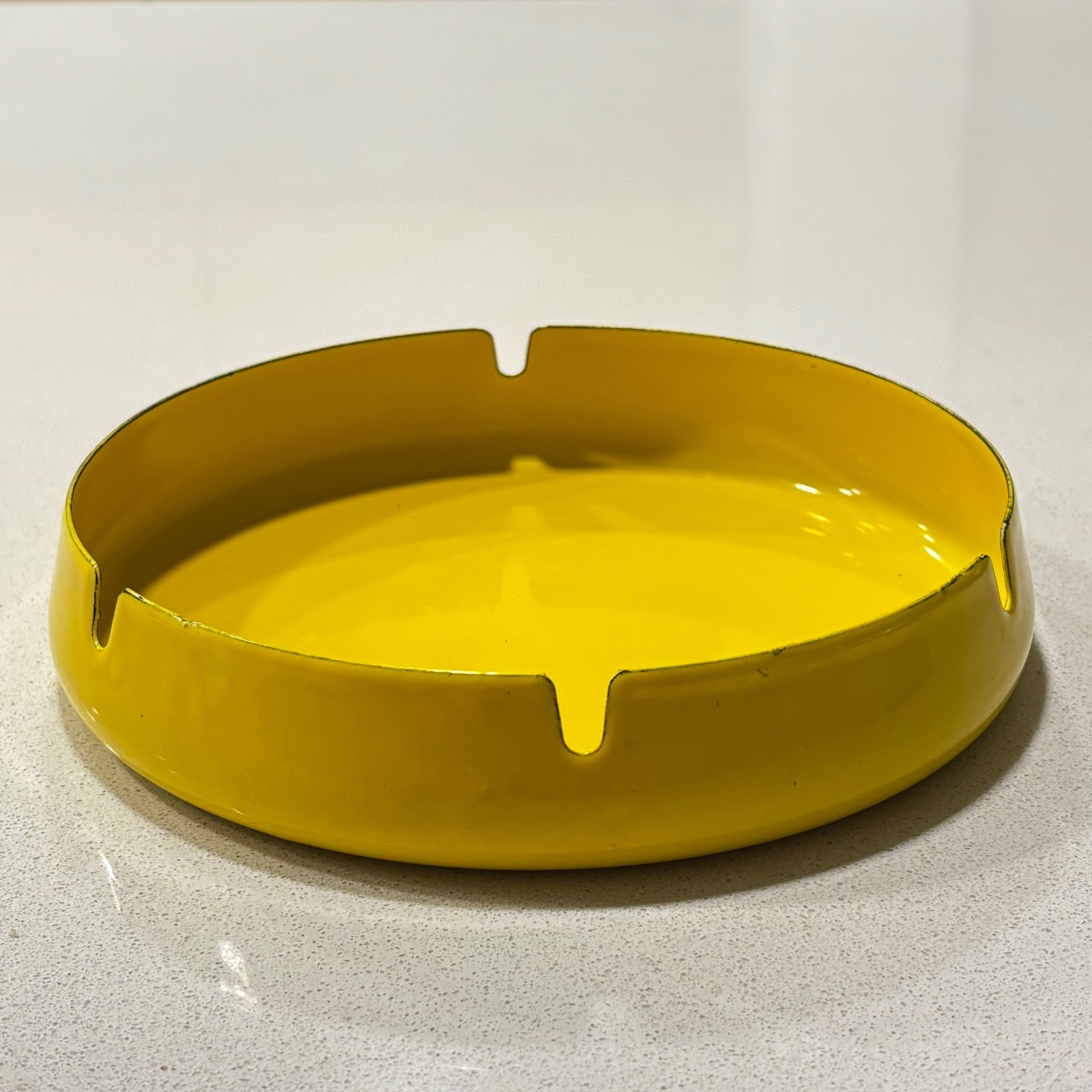 Retro Mid Century Yellow Enamel Ashtray Tapered Metal 7” Diameter Light Wear