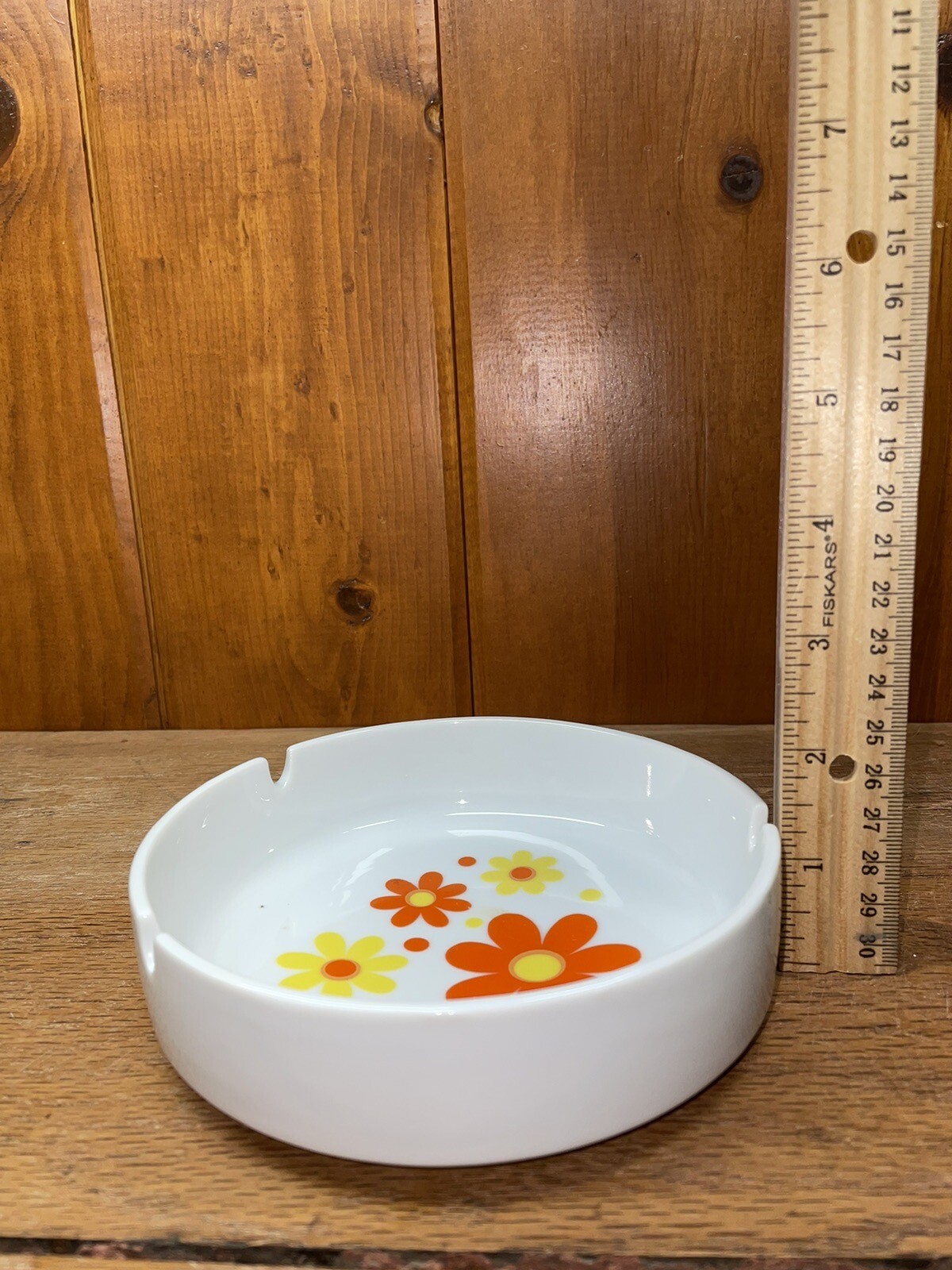 Vintage MCM Ceramic Ashtray Daisy Flower Power 1970s Takahashi Japan Mod Groovy