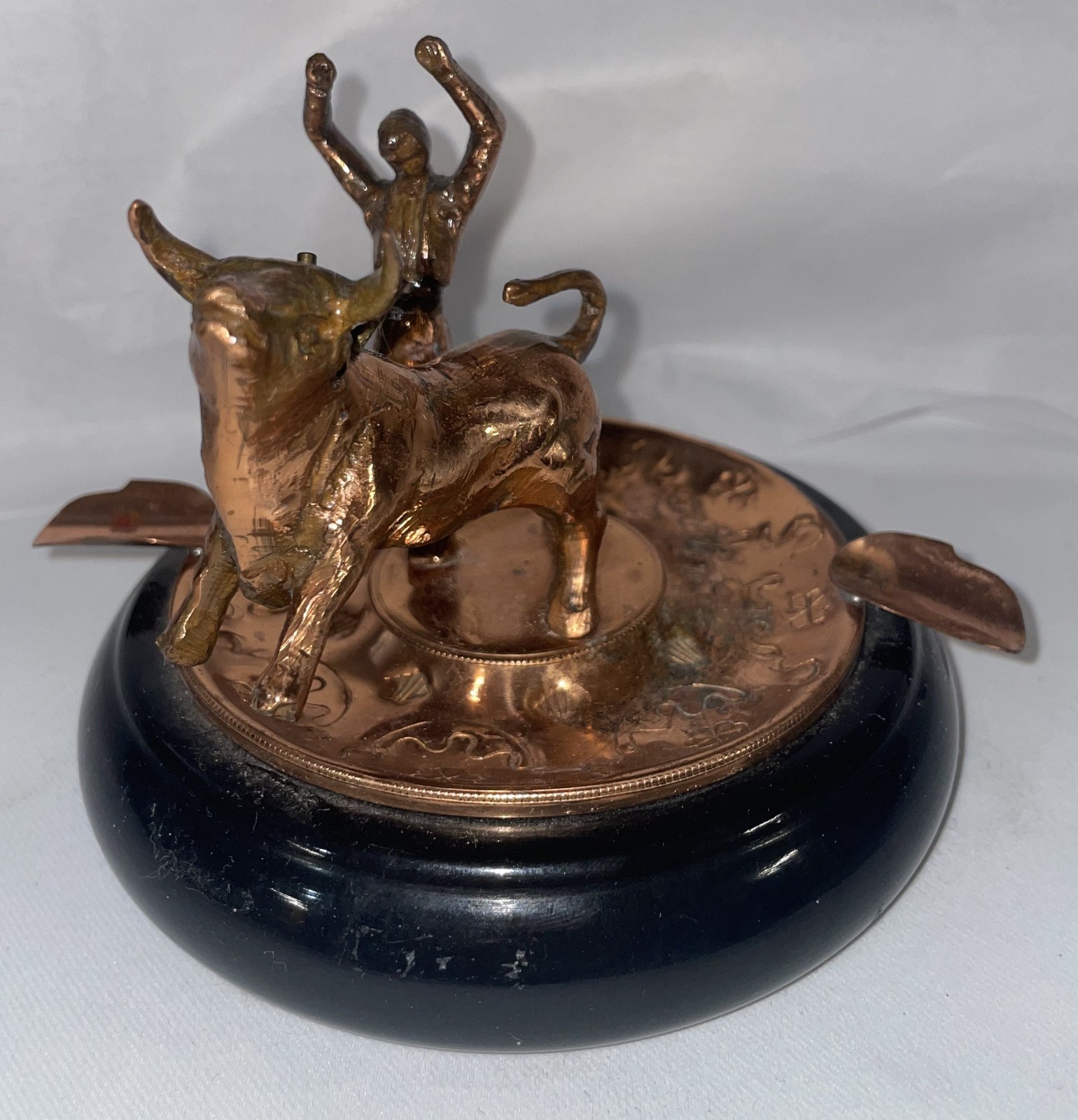 Vtg Copper & Wood Ashtray Features Bullfighter & Bull Figurine