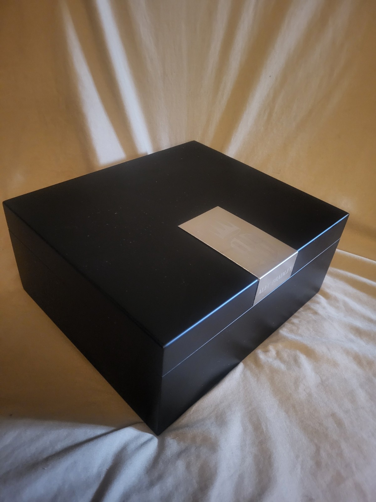 VISOL Marcus Black Matte, “Alec Bradley,” #VHUD60, humidor cigar box new