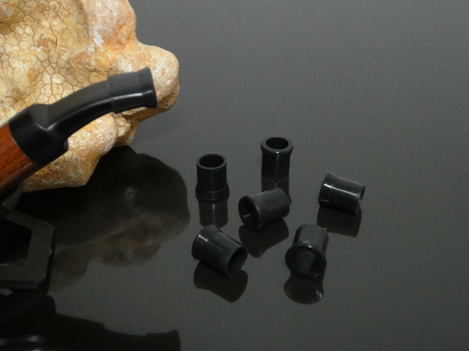200pcs Large Black Elasticity Rubber Soft Tobacco Pipe Mouthpiece Stem Bits #351