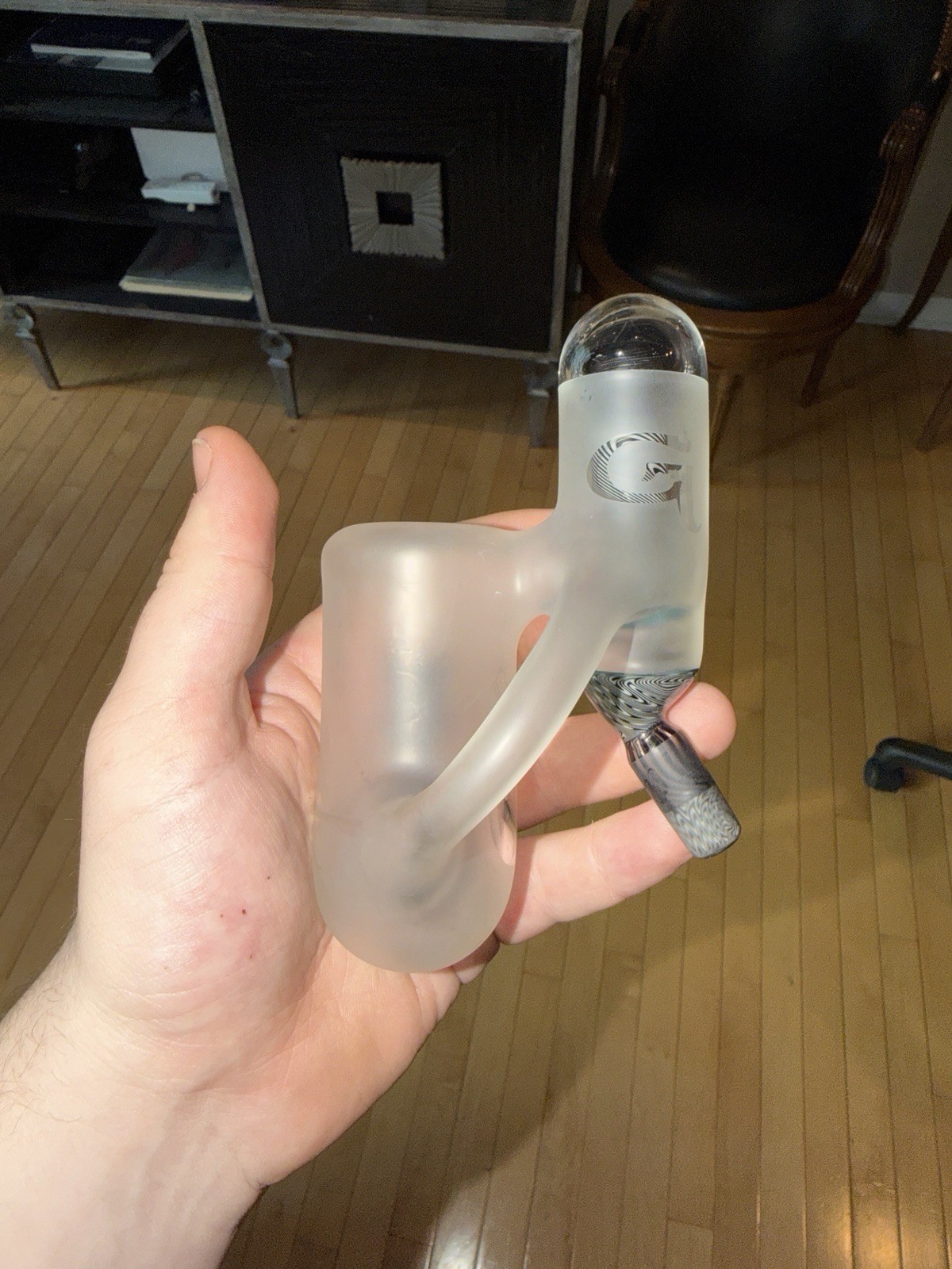 Goldman Glass Ash Catcher – Frosted + Black And White Worked