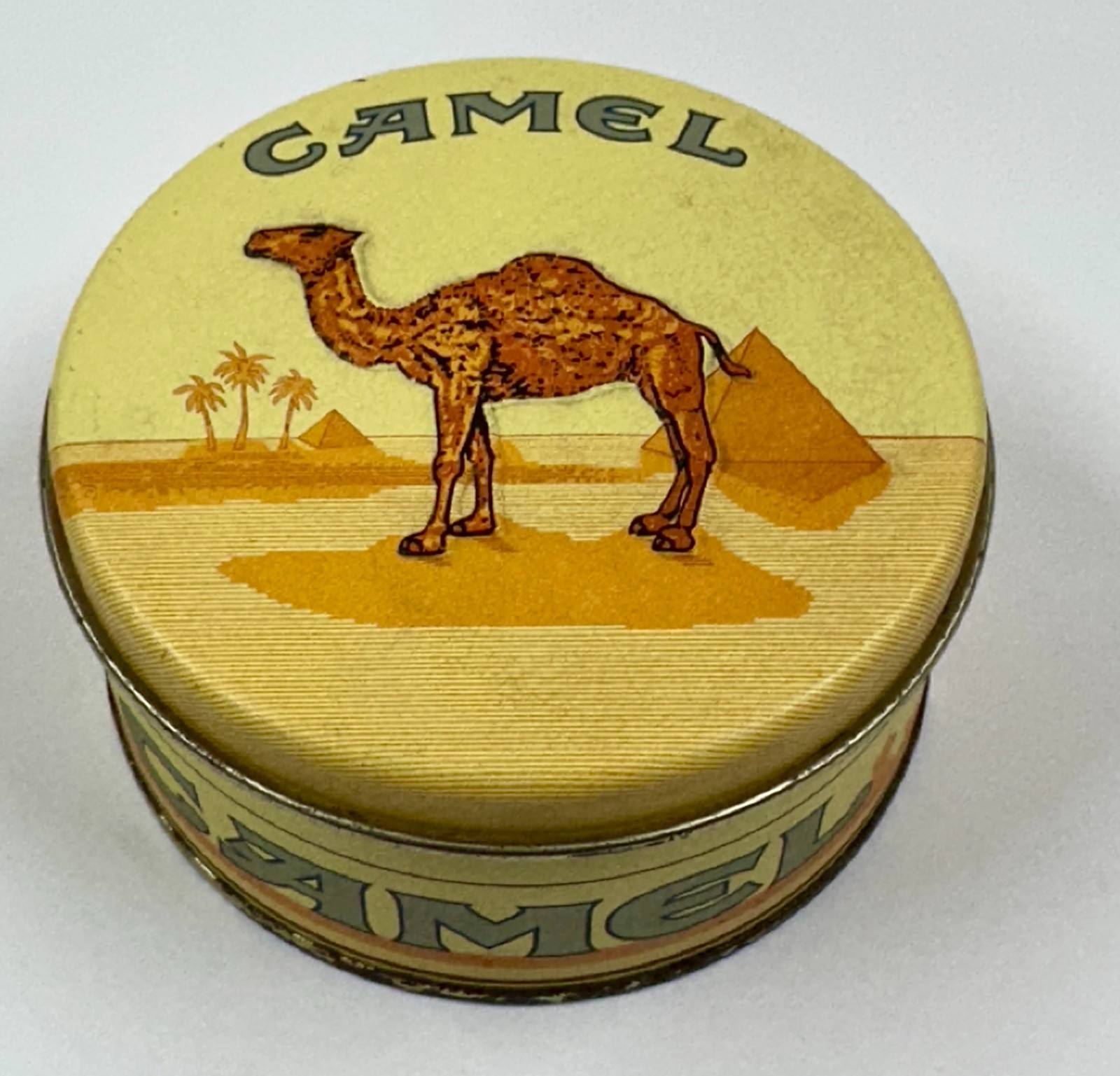 Zippo Camel Filters Turkish & Domestic Blend in Tin Cream 1996