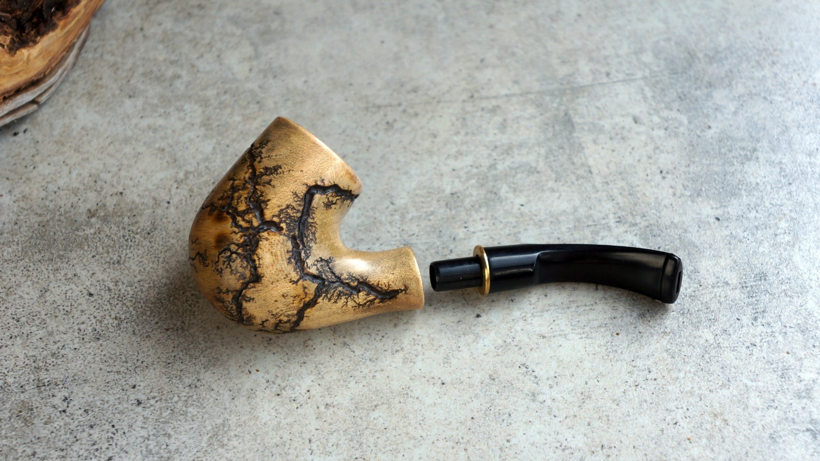Handcrafted Wooden Tobacco Pipe with Lightning Pattern, Wood carved smoking pipe