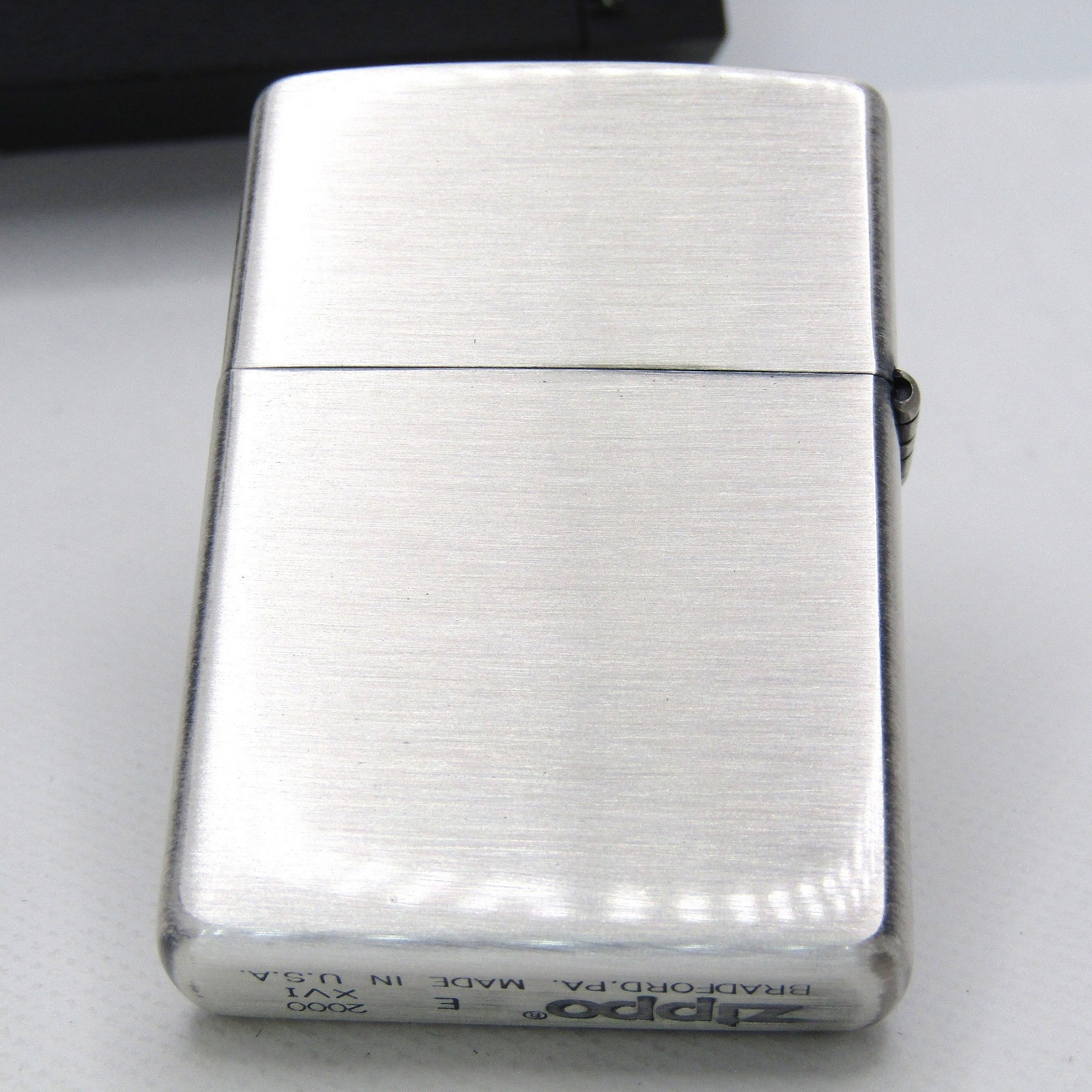 Jurassic Park III Spinosaurus Japan Zippo Oil Lighter 2000 MIB Rare