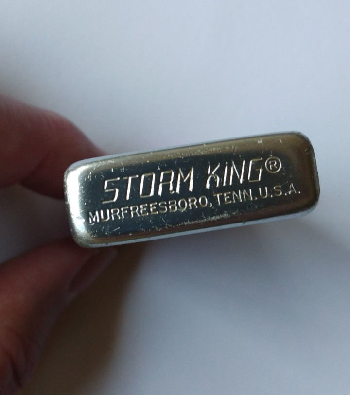 1776-1976 200 Years Storm King Red & Brushed Silver Lighter ∆ Tenn. USA