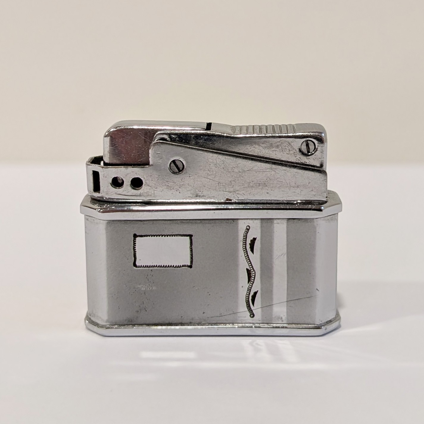 Slim and Elegant “111 Series New Windproof Jet Lighter” from Japan Retro MCM