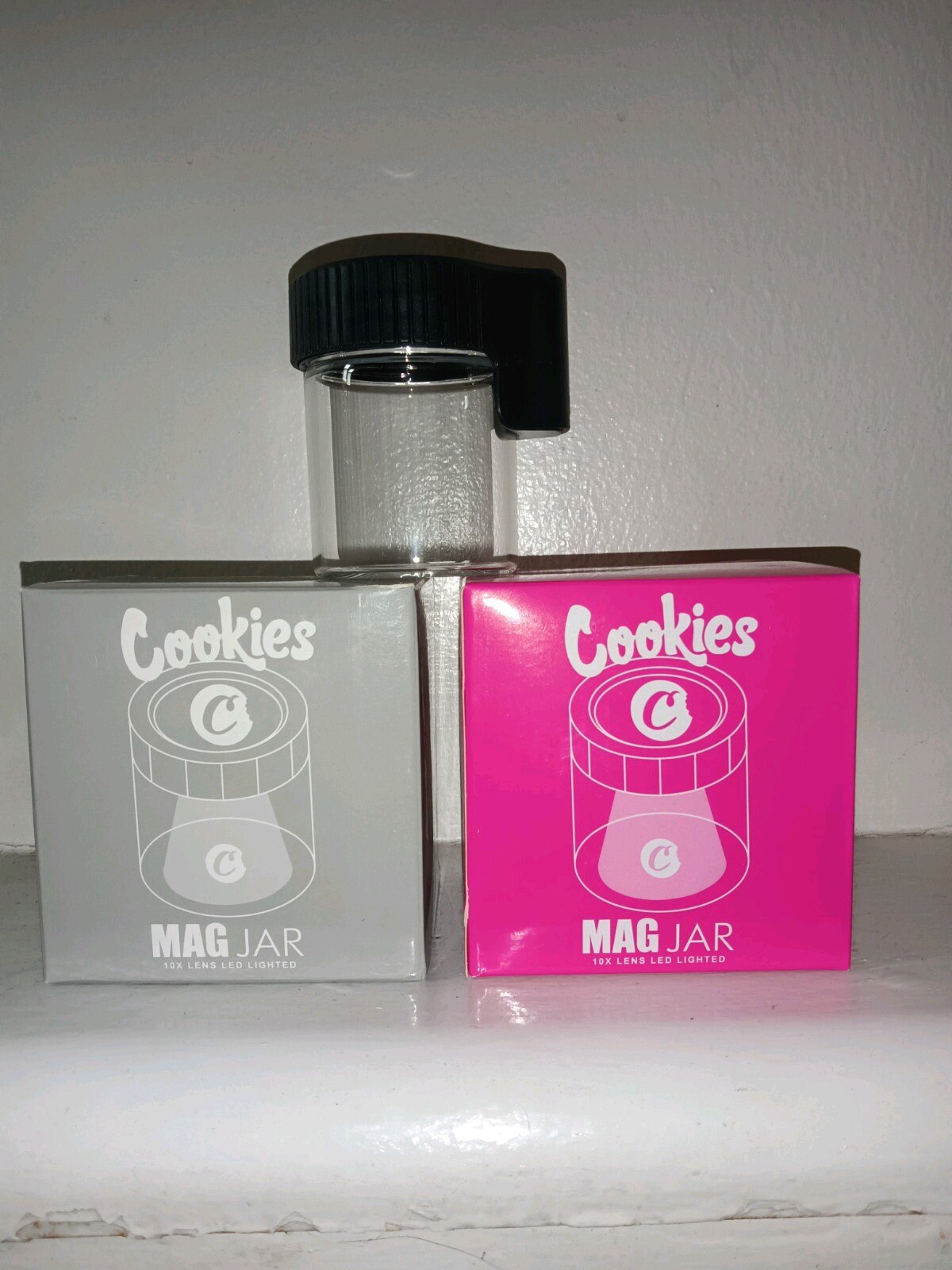 Cookies Magnified LED Stash Jars (With C-charger Cord)
